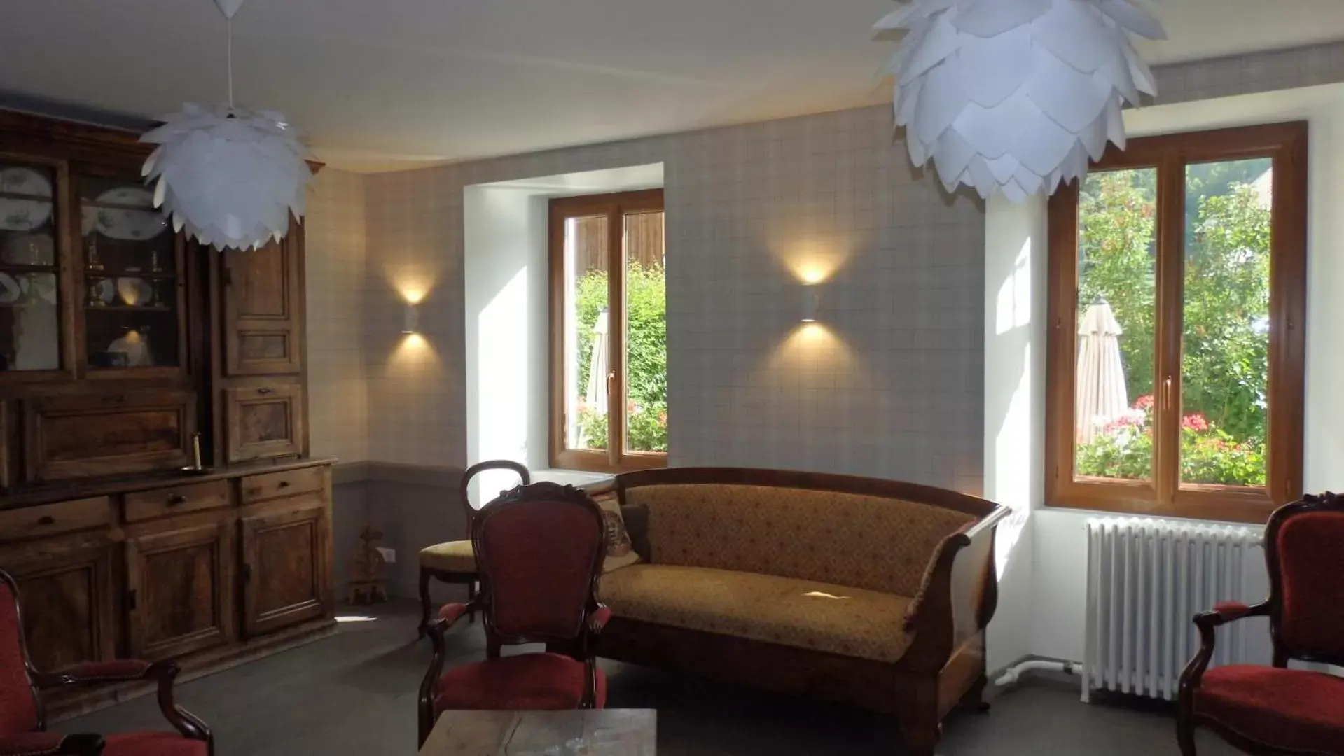 Lounge or bar, Seating Area in Hôtel Viallet