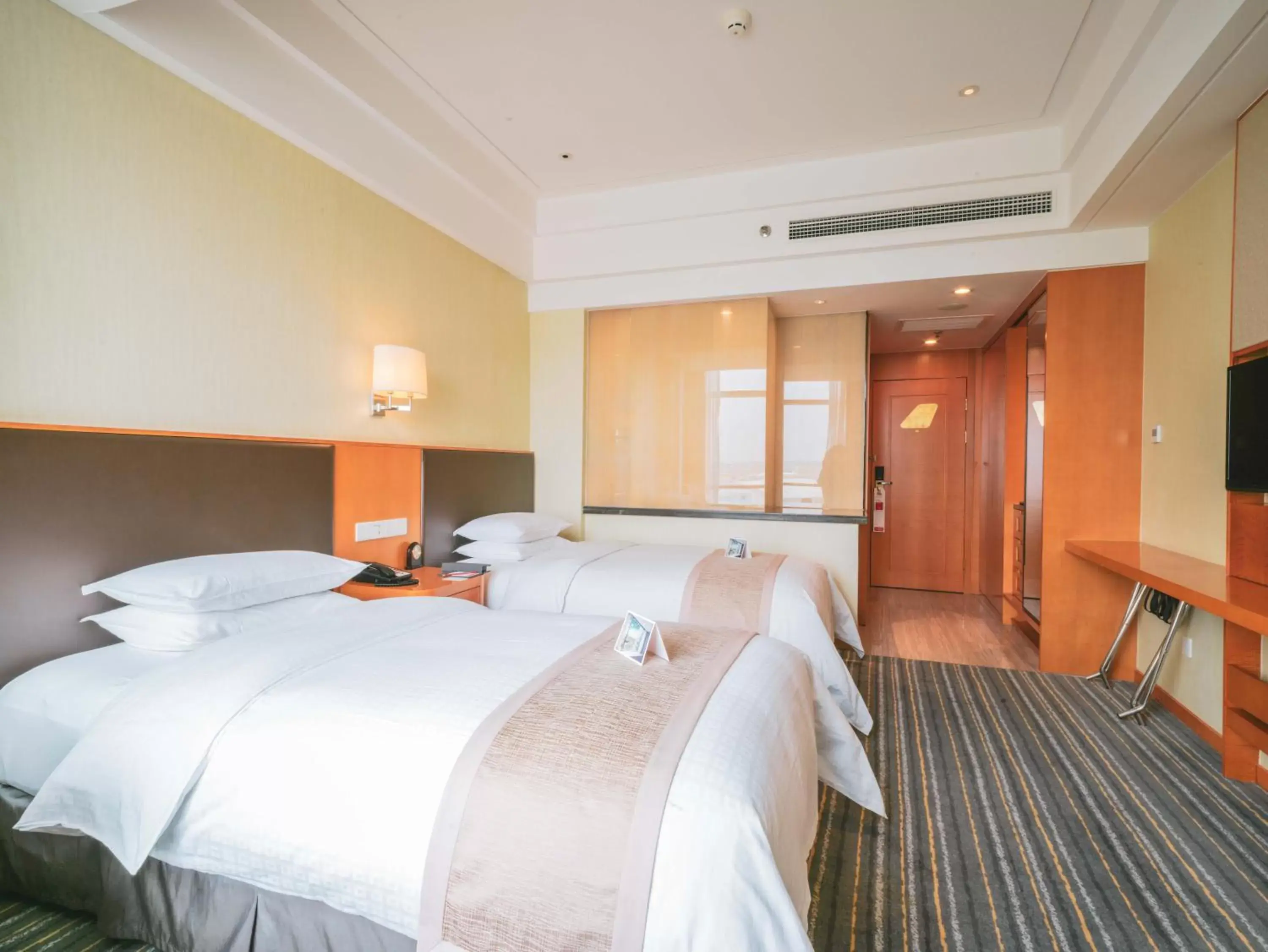 Bed in Ramada Plaza Shanghai Pudong Airport - 3 mins to PVG depature floor & check entrance with hotel shuttle Bed in Ramada Plaza Shanghai Pudong Airport - 3 mins to PVG depature floor & check entrance with hotel shuttle