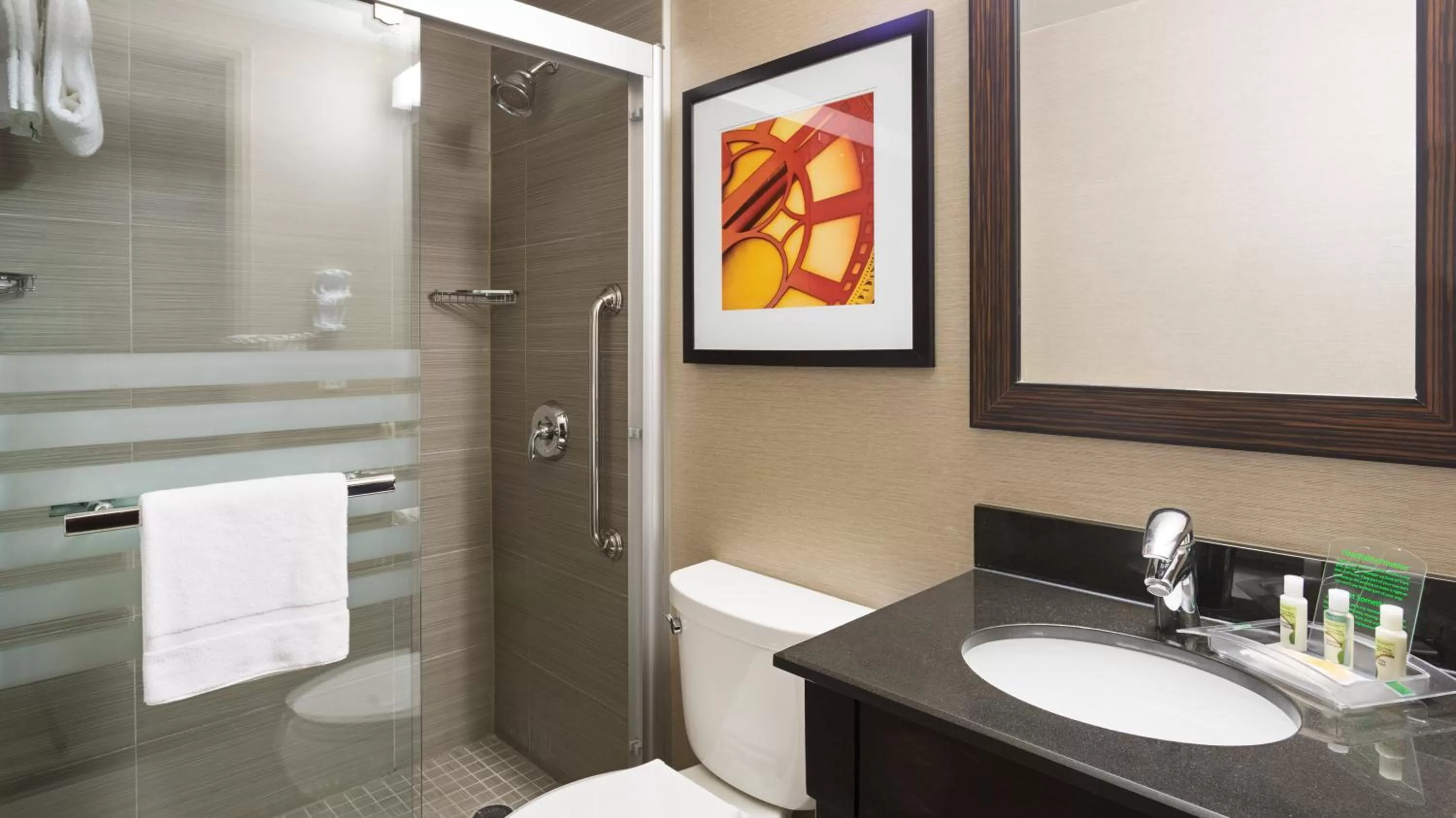 Photo of the whole room in Holiday Inn Lower East Side by IHG