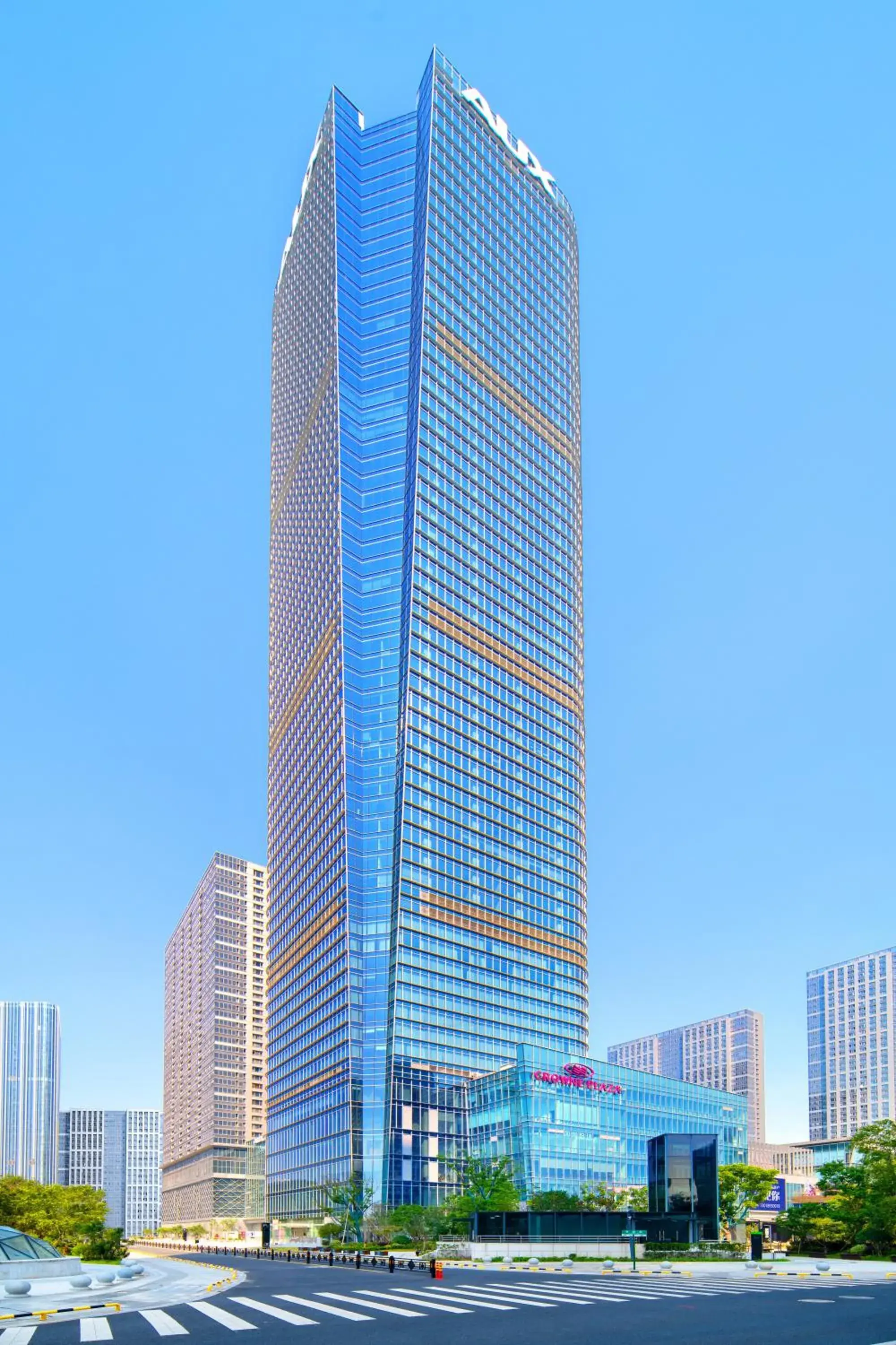 Property building in Crowne Plaza Hangzhou Science City by IHG Property building in Crowne Plaza Hangzhou Science City by IHG