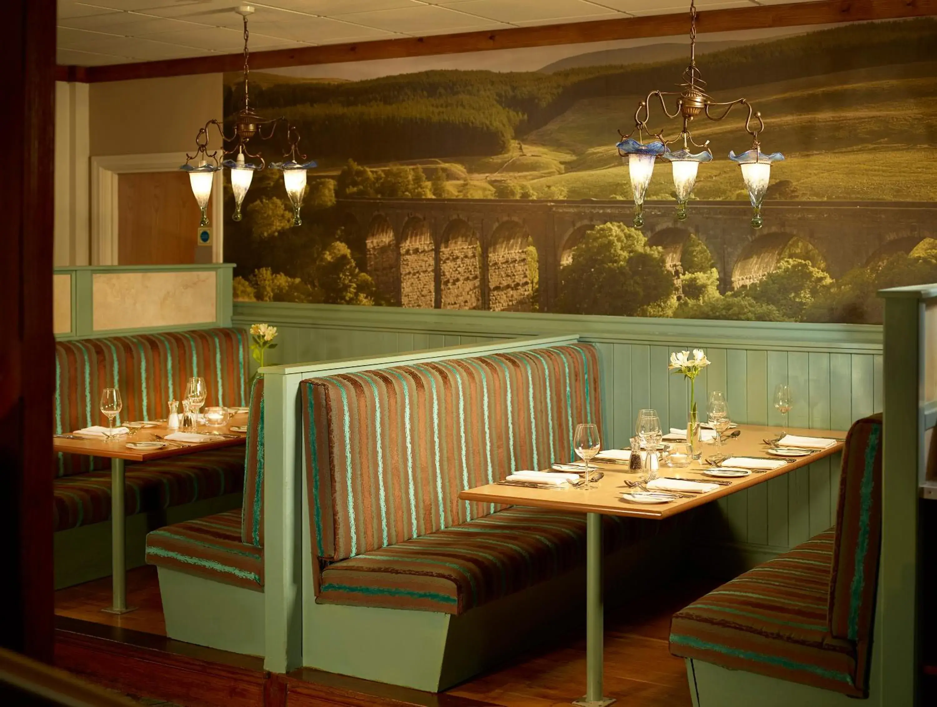 Dining area, Restaurant/Places to Eat in Best Western Plus Milford Hotel