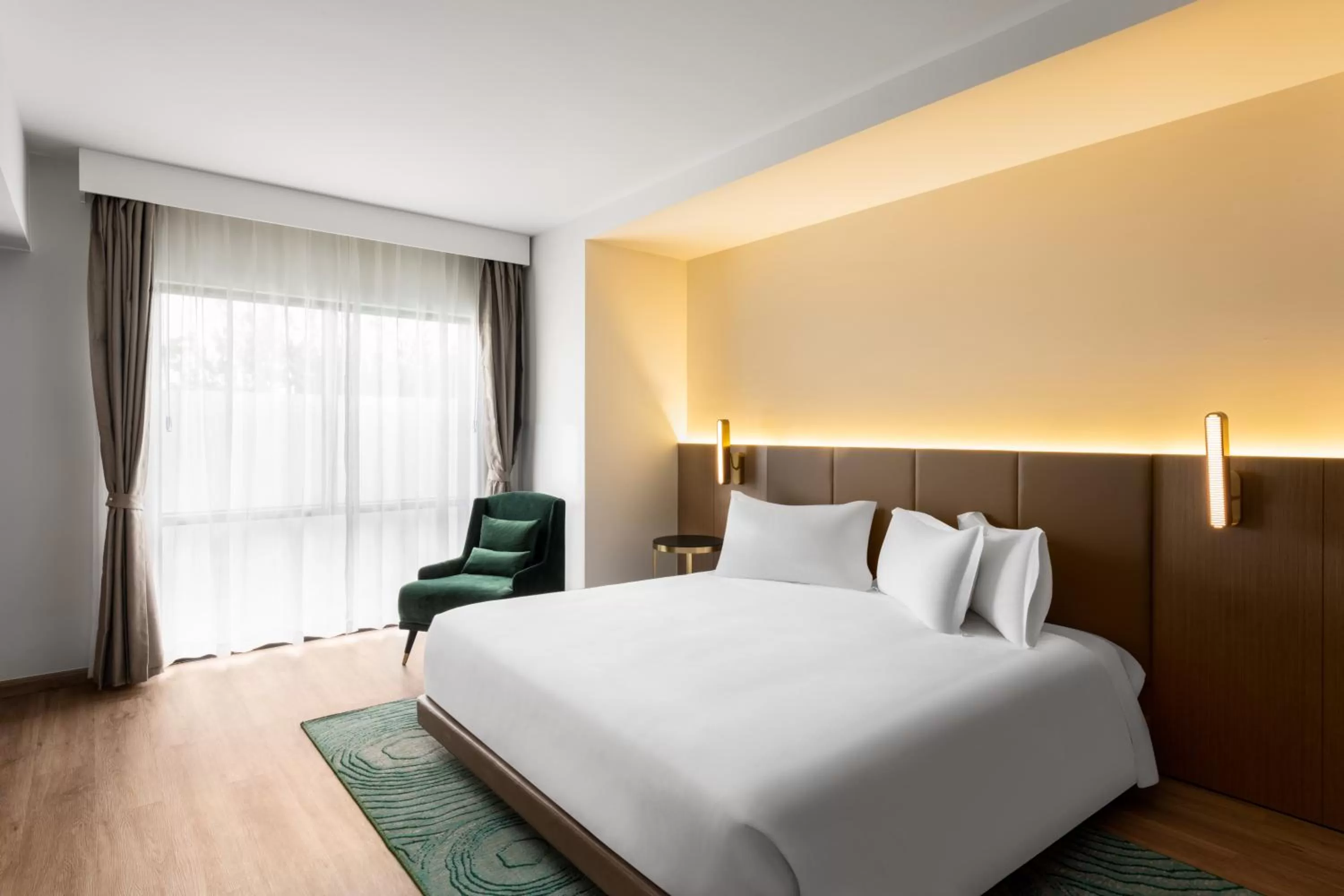 Bed in Dolce by Wyndham Hollywood