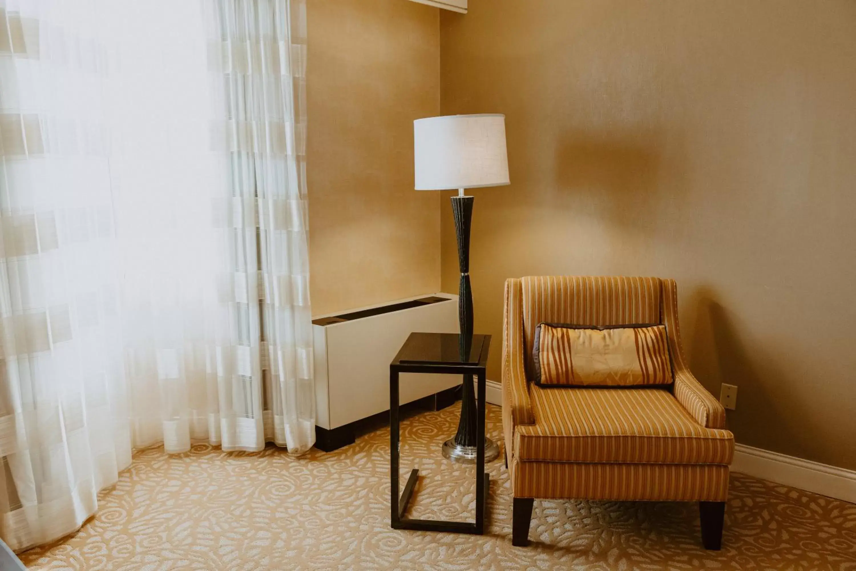 King Room in The Lincoln Marriott Cornhusker Hotel