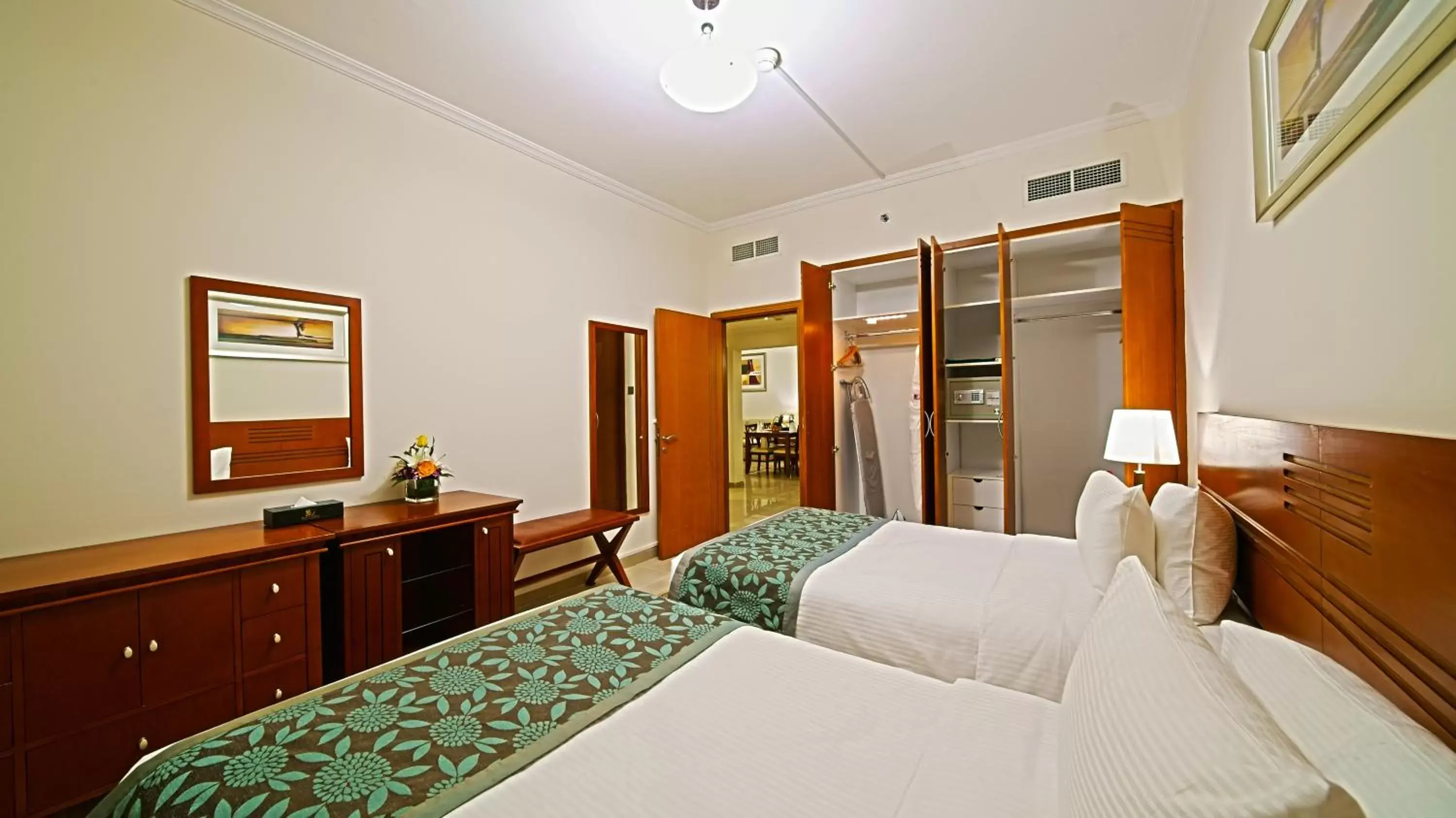 Bed in Rose Garden Hotel Apartments - Bur Dubai