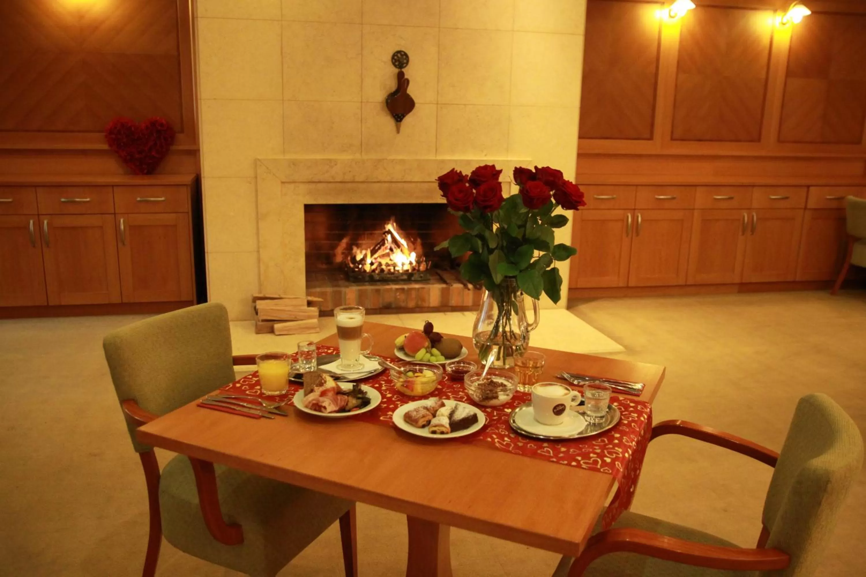 Meals in Dolce Villa