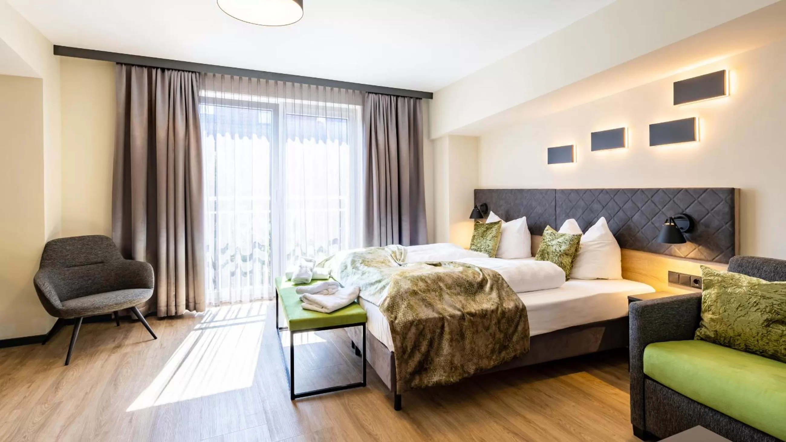 Photo of the whole room, Bed in Hotel zur Börse