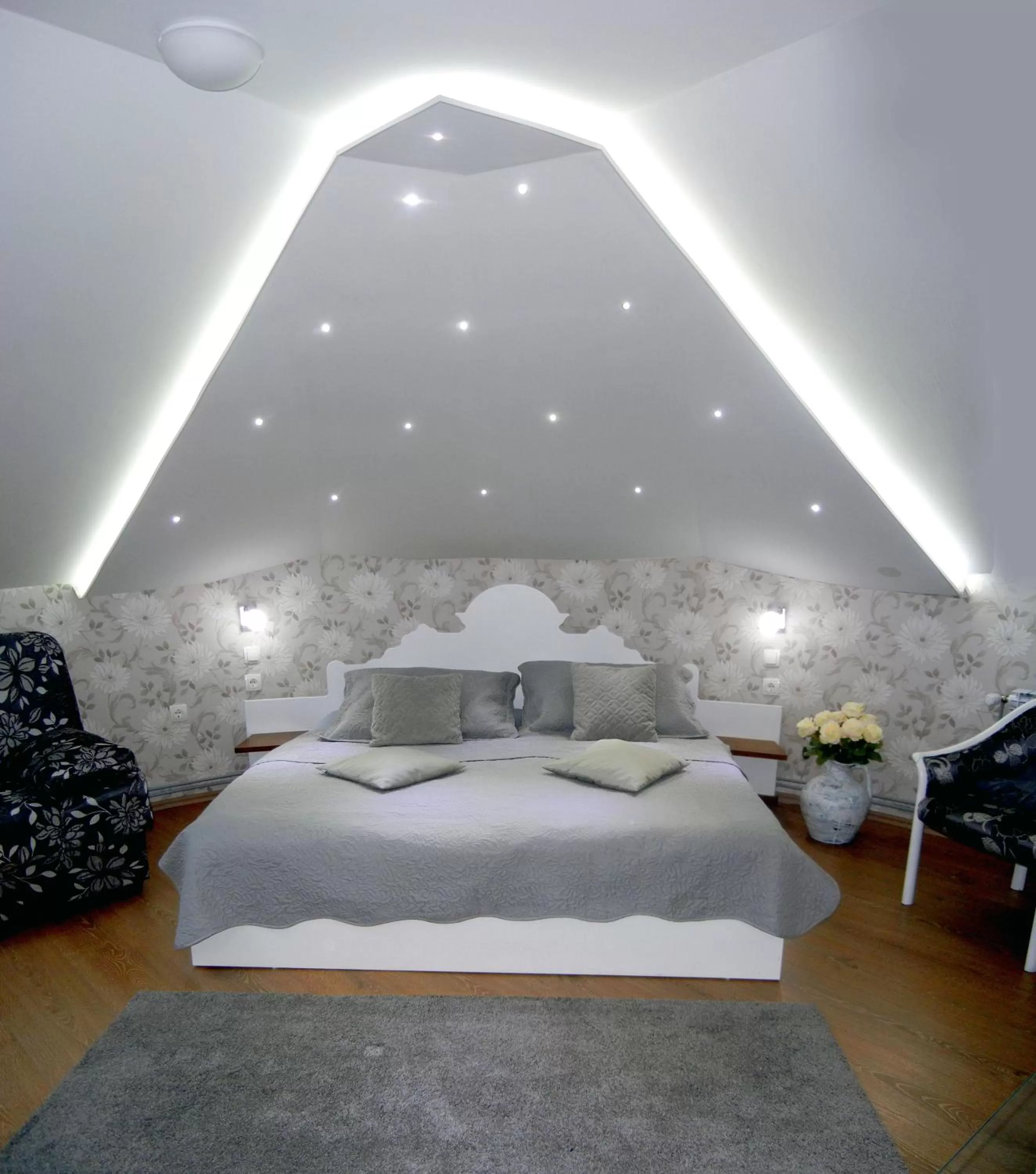 Bed in Villa Lucia - Apartments&Rooms