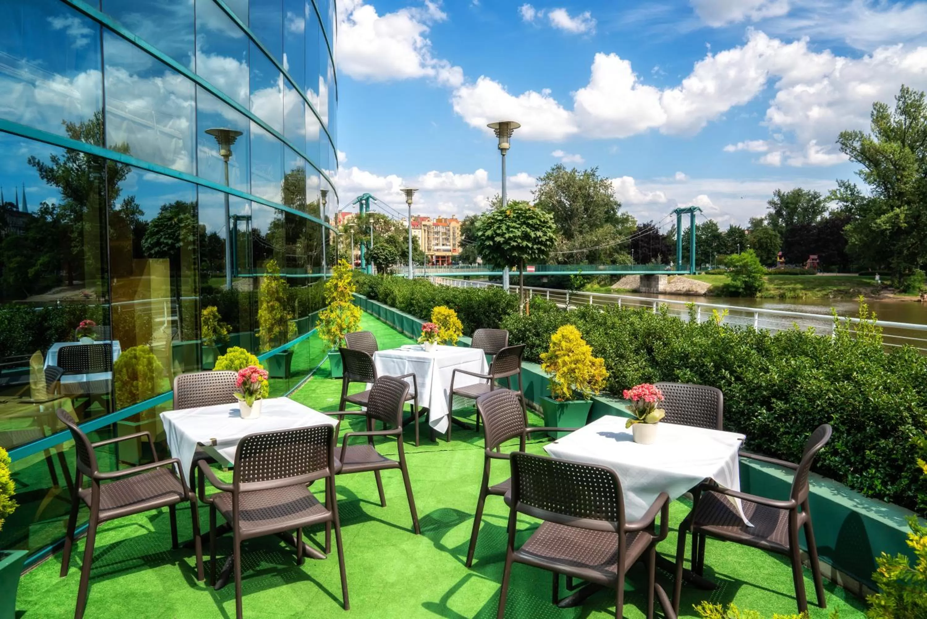 Patio in HP Park Plaza