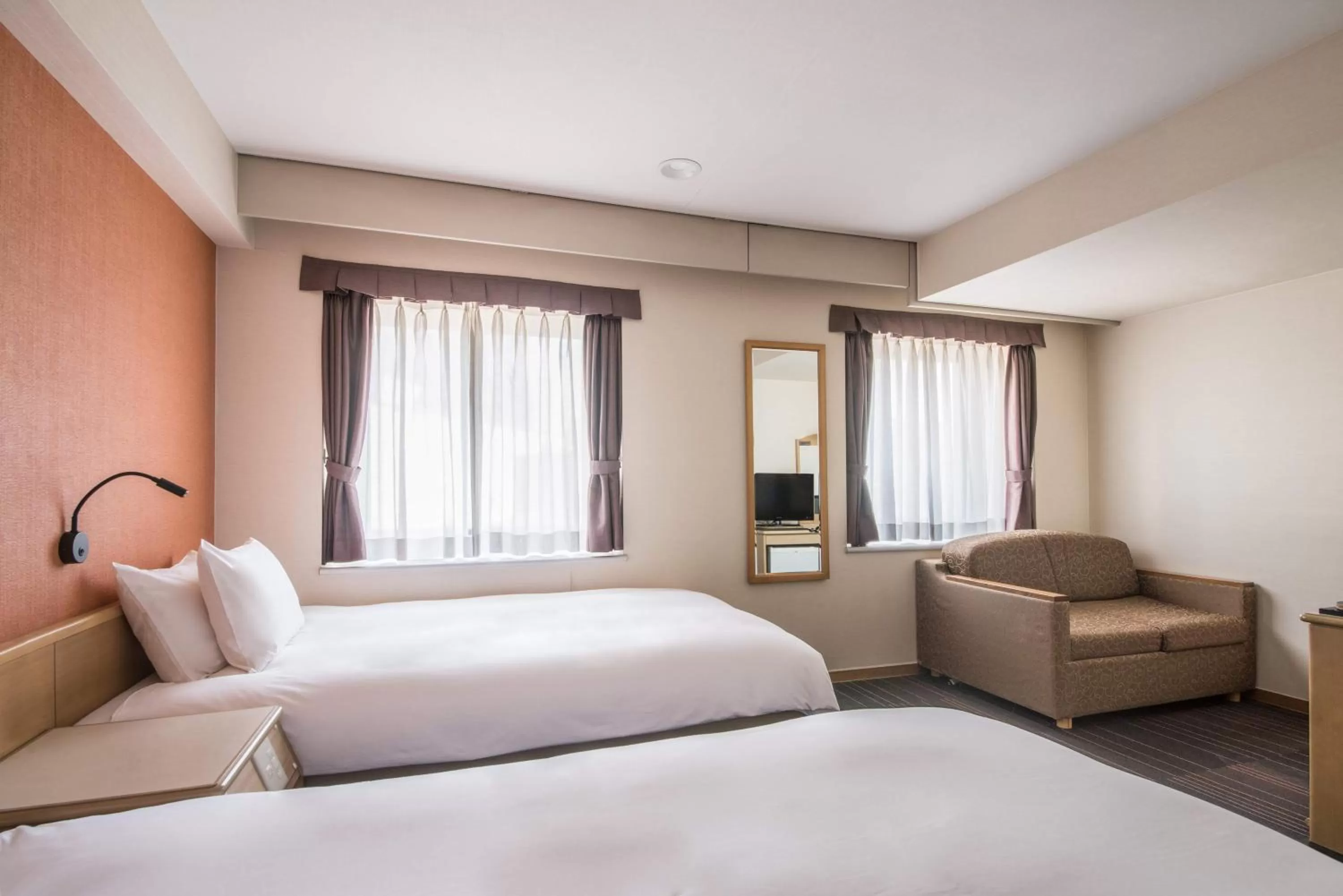 Bed in the b suidobashi