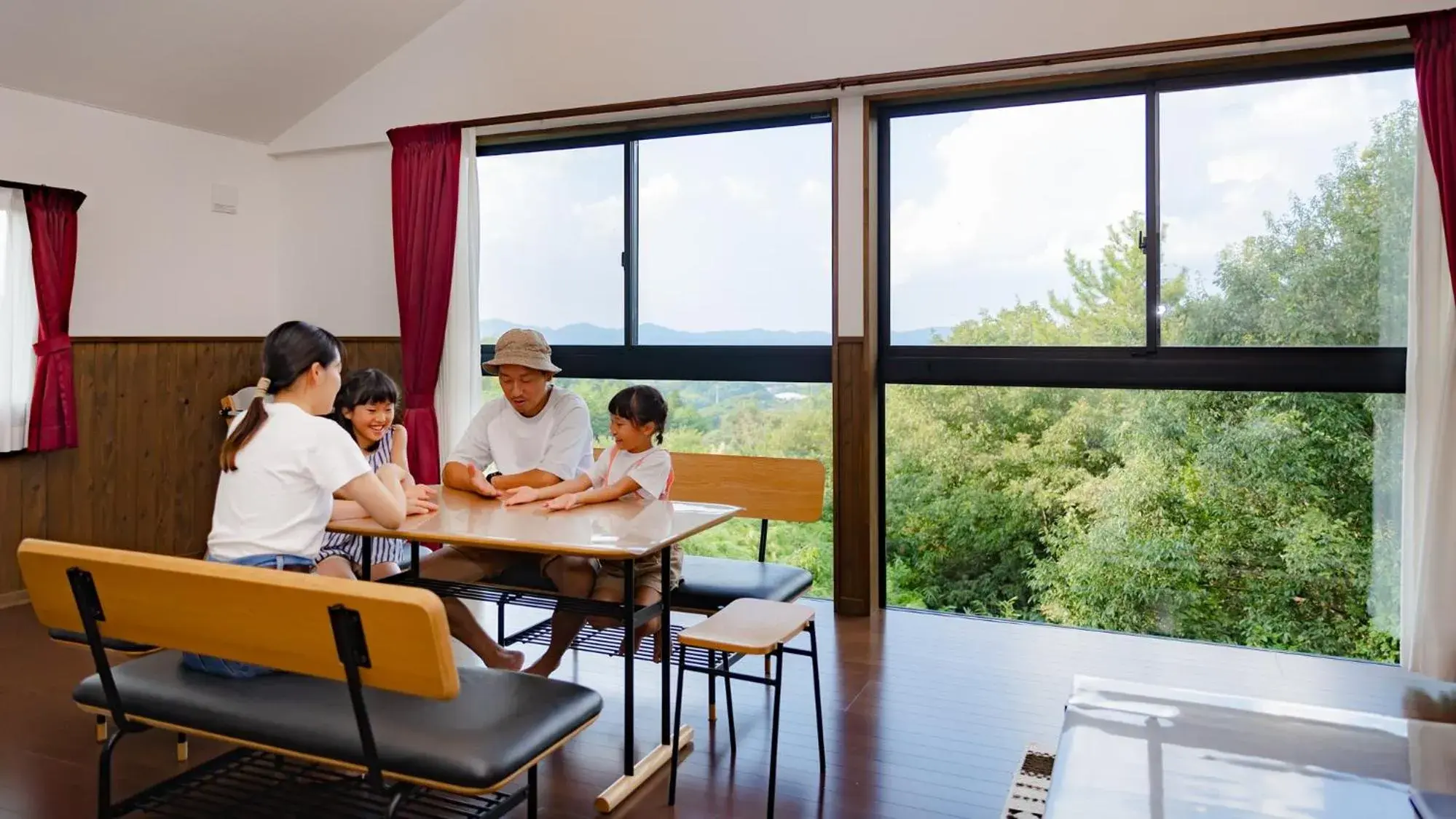 Photo of the whole room in Matsue Forest Park