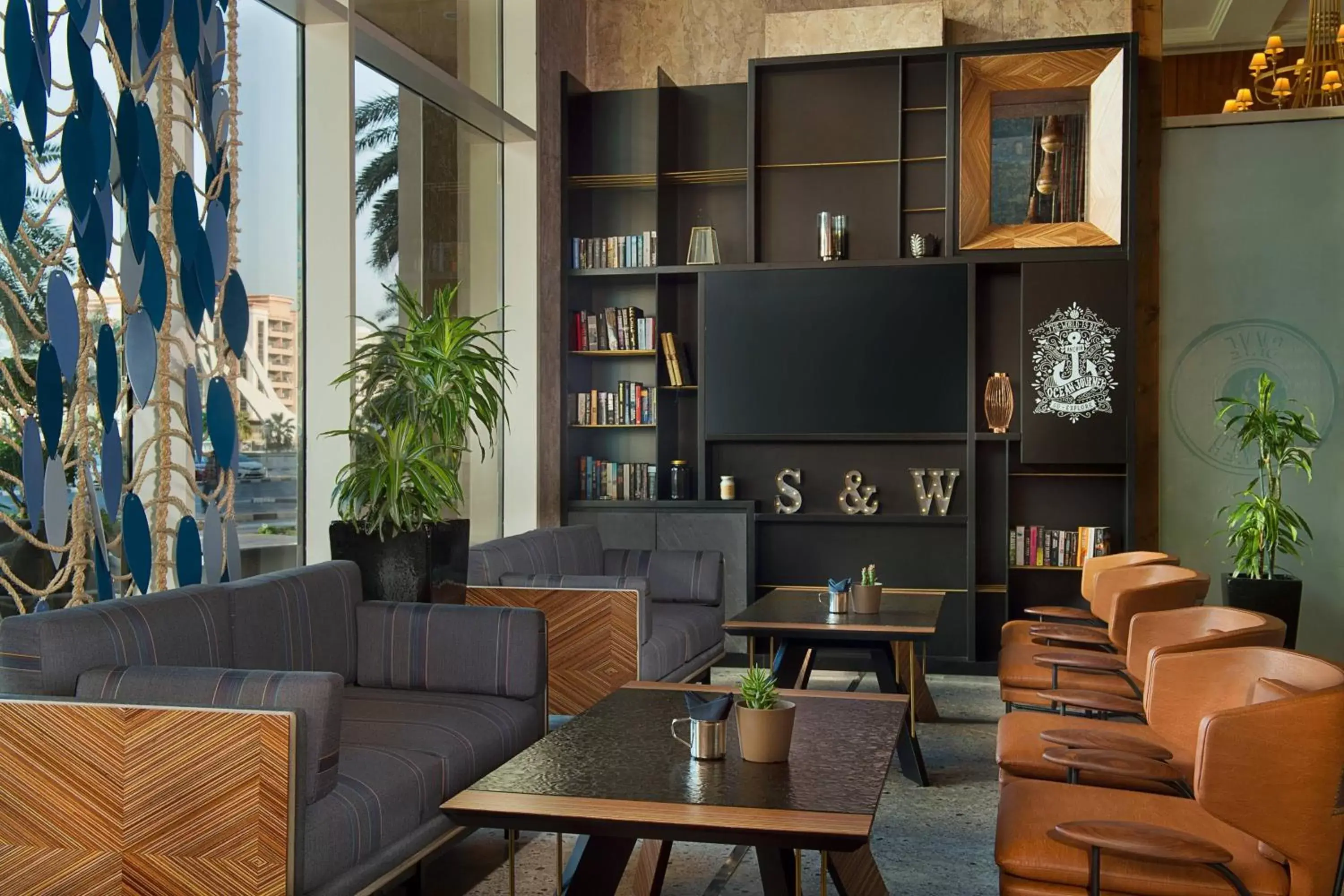 Lounge or bar in Marriott Executive Apartments Dubai Creek