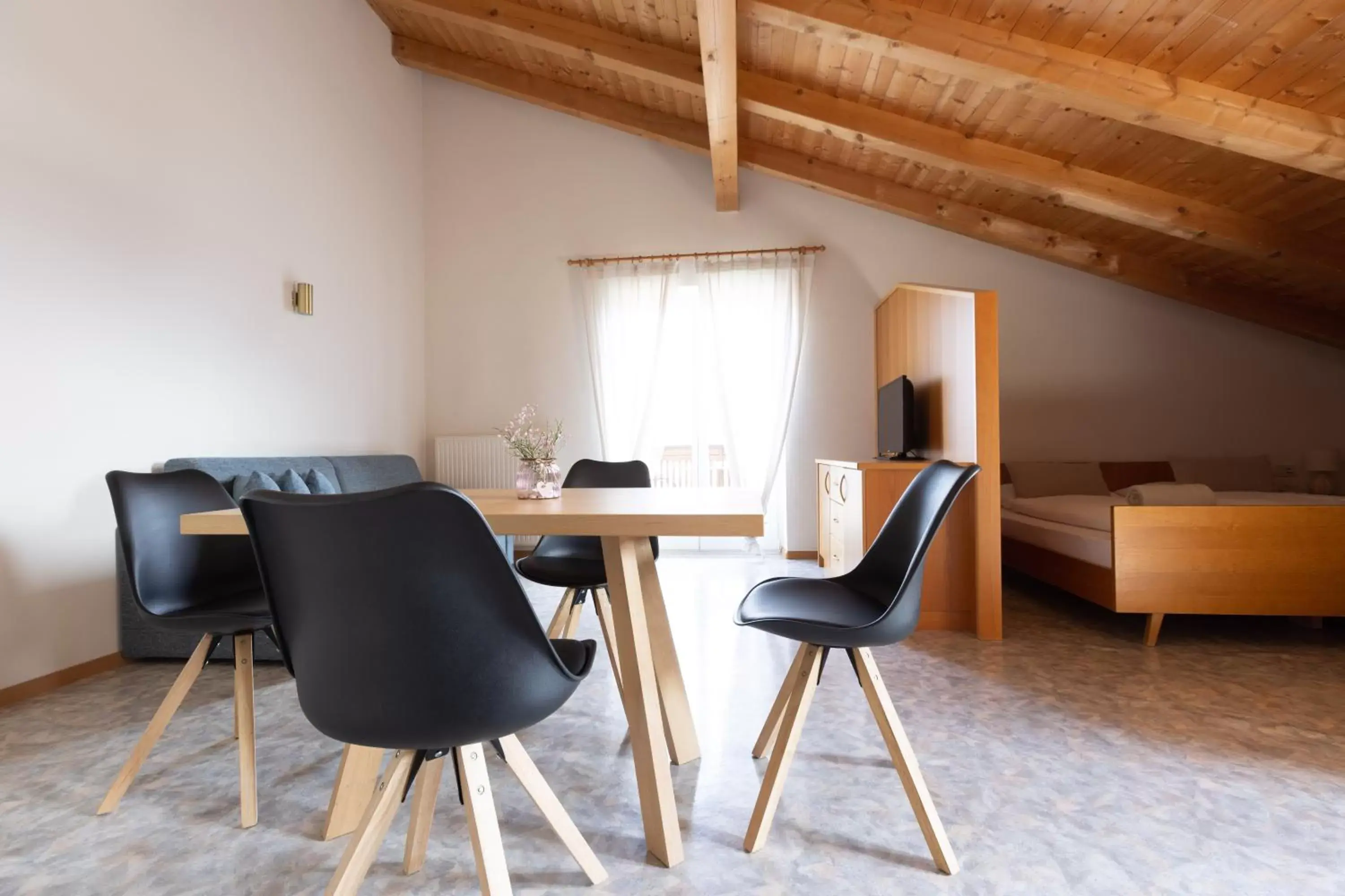 Living room, Dining Area in Residence Margreth