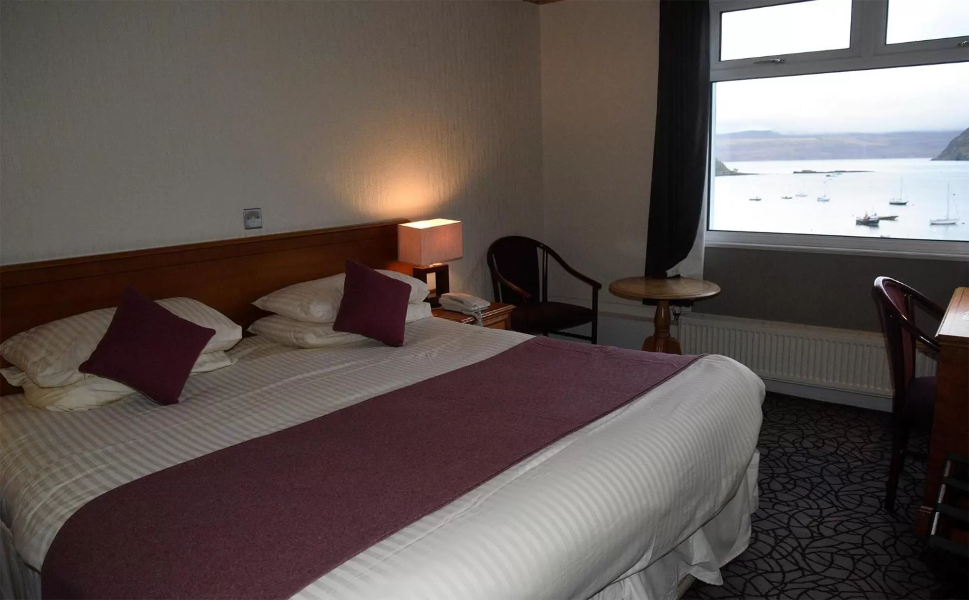 Bed in The Royal Hotel