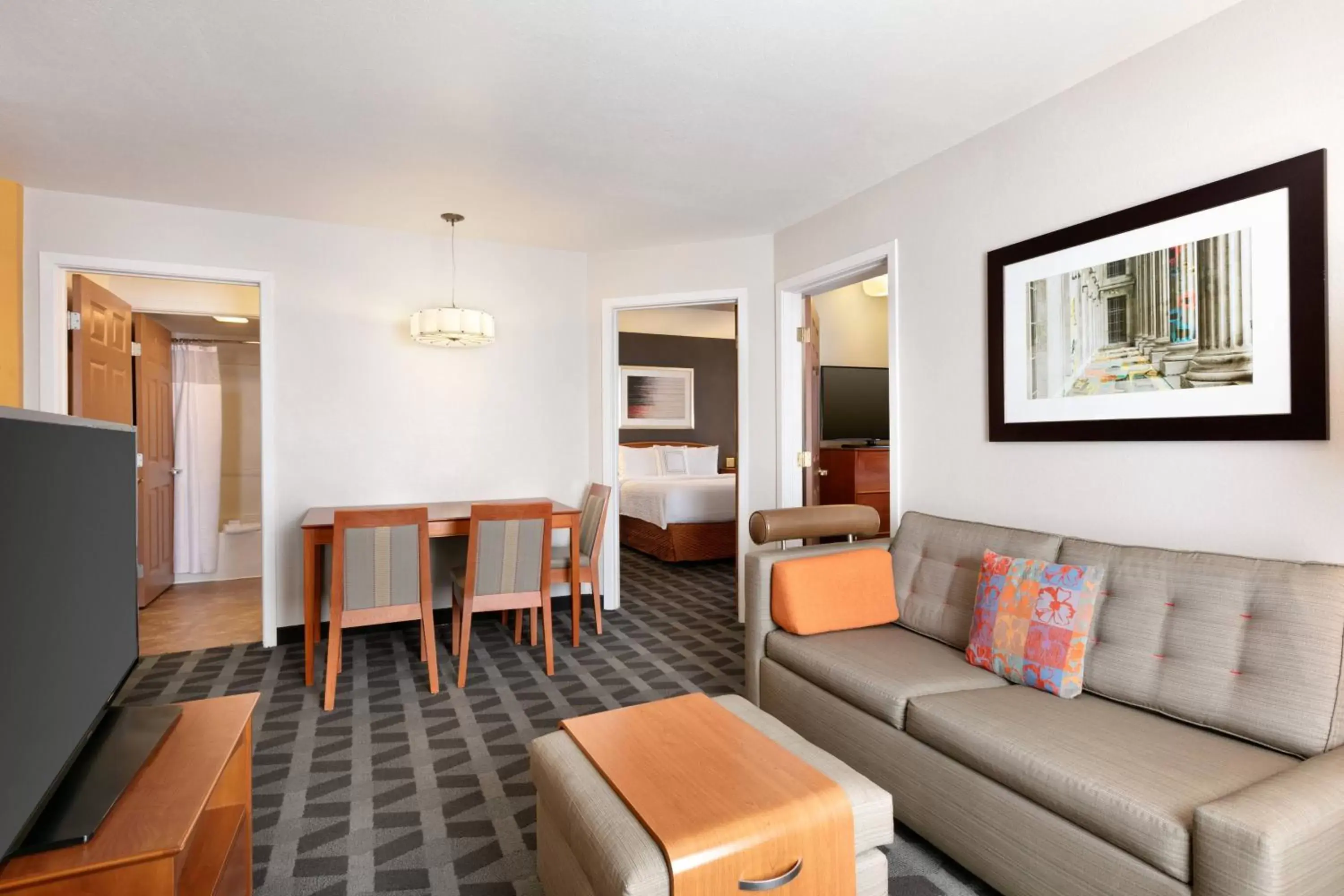 Bedroom, Seating Area in TownePlace Suites Gaithersburg