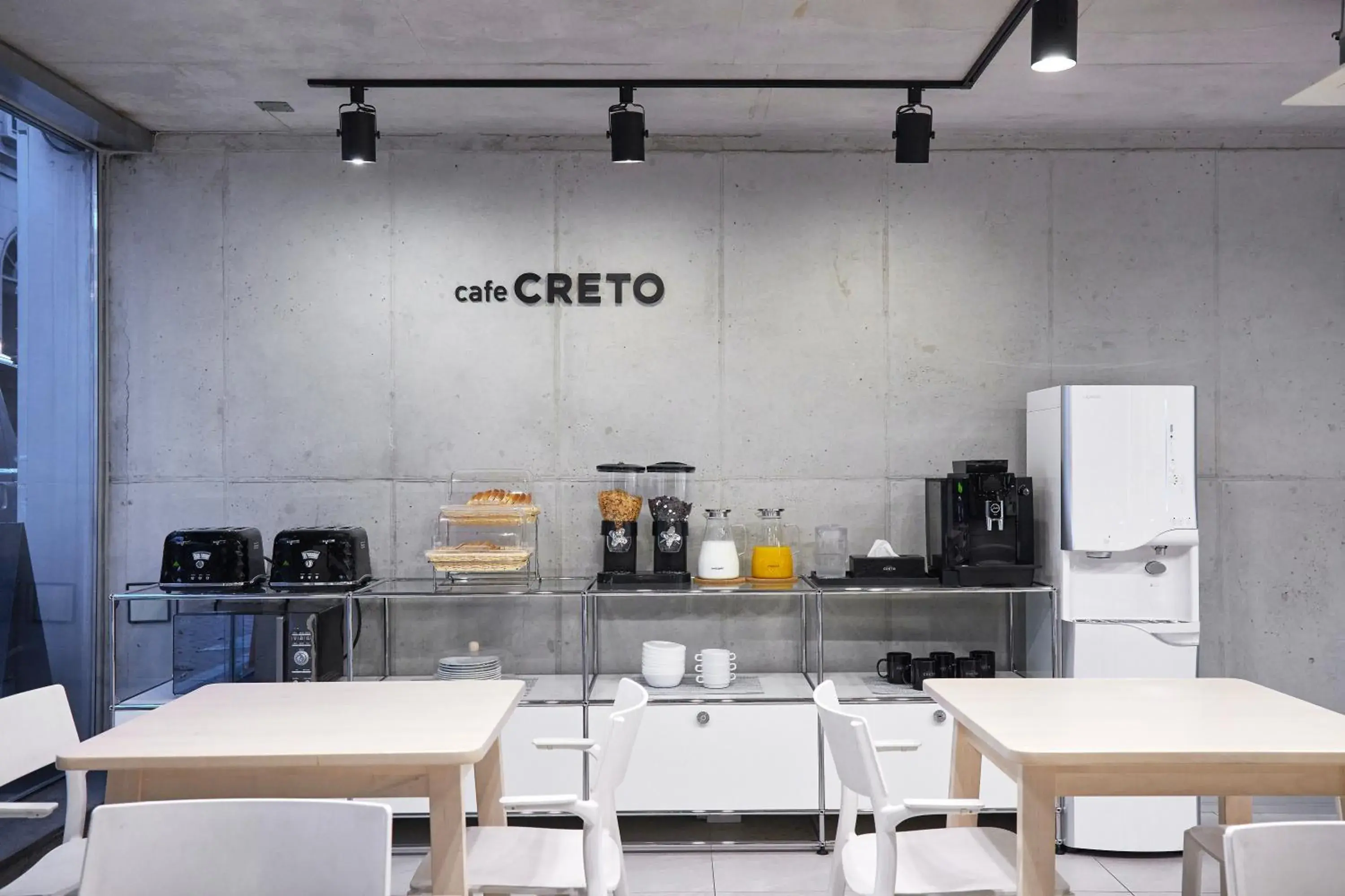 Breakfast, Kitchen/Kitchenette in Creto Hotel Myeongdong