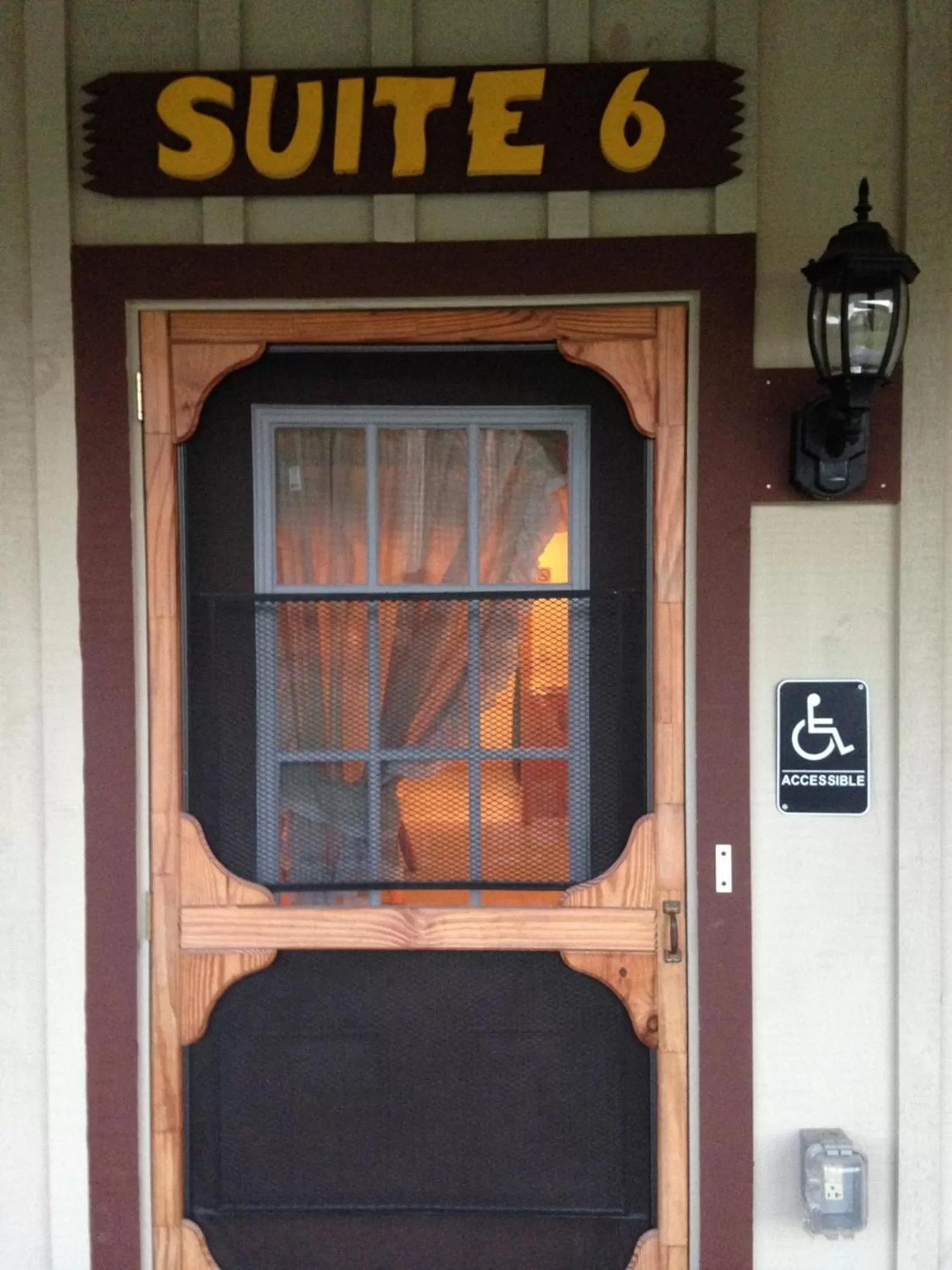 Suite 6 in Rough Cut Lodge