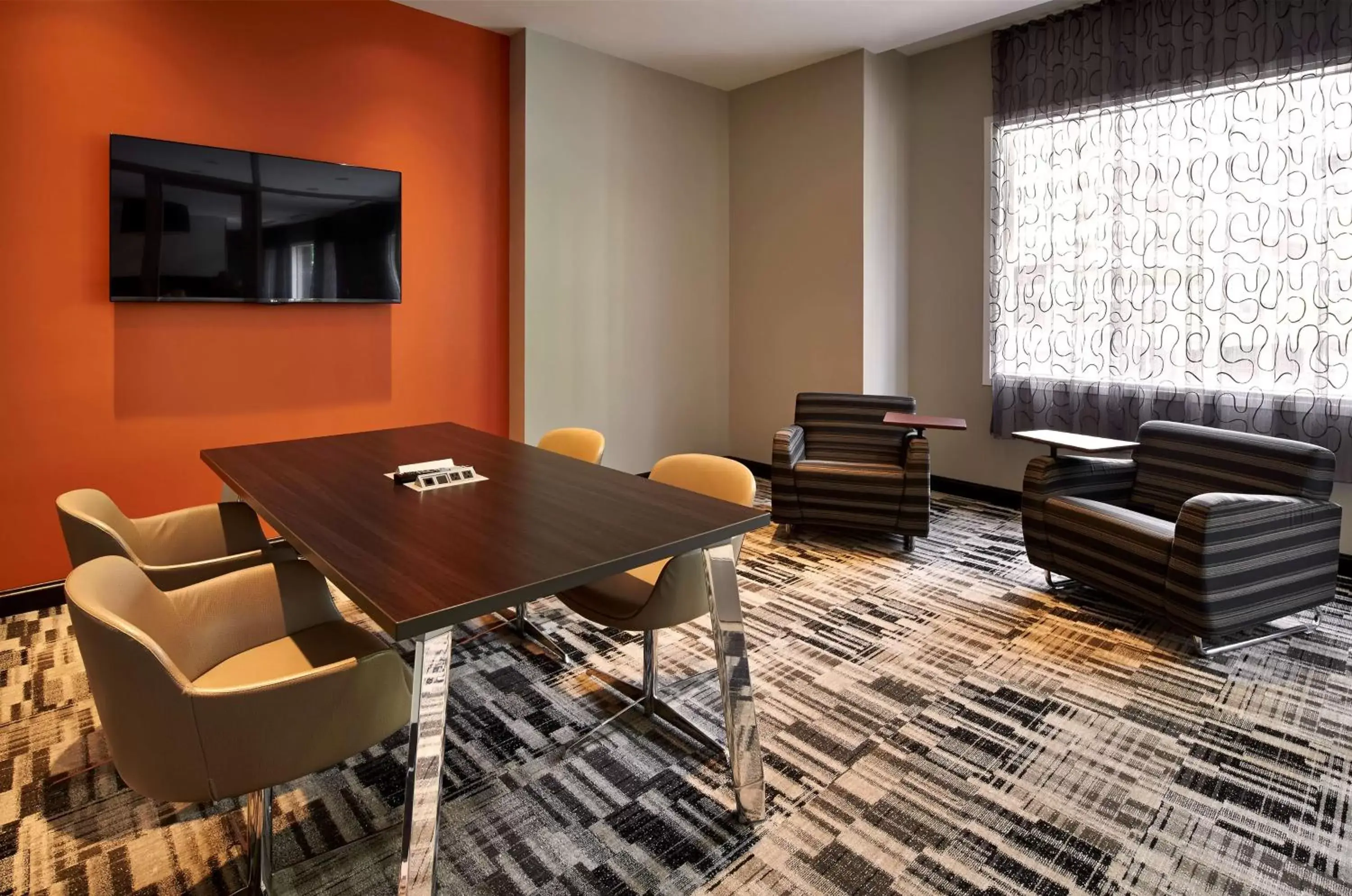 Meeting/conference room in Embassy Suites by Hilton Washington DC Chevy Chase Pavilion