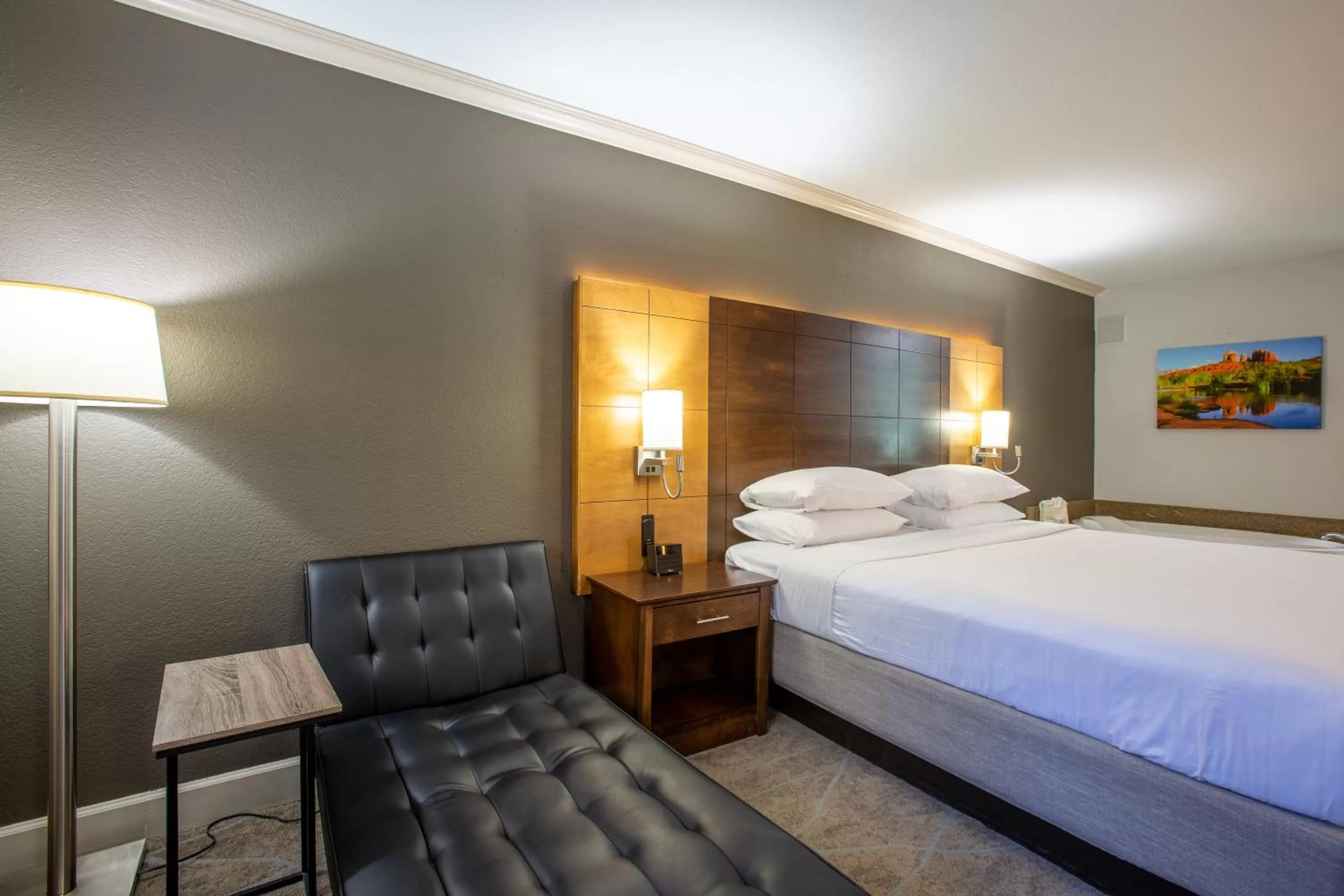 Bed in Arroyo Pinion Hotel, an Ascend Collection Hotel