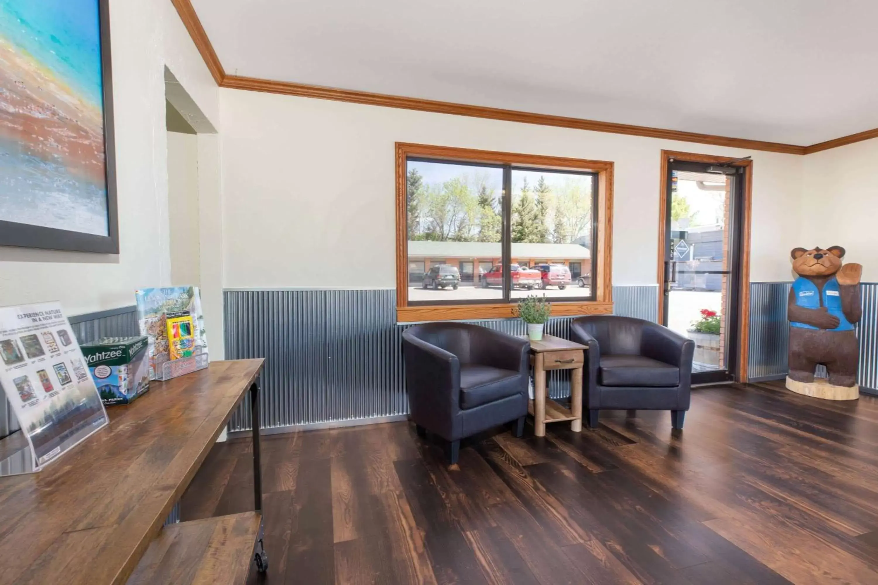 Lobby or reception, Seating Area in Travelodge by Wyndham Livingston