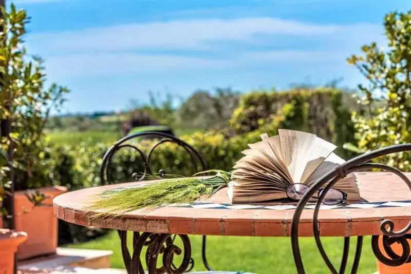 Patio in Torre Don Virgilio Country Hotel