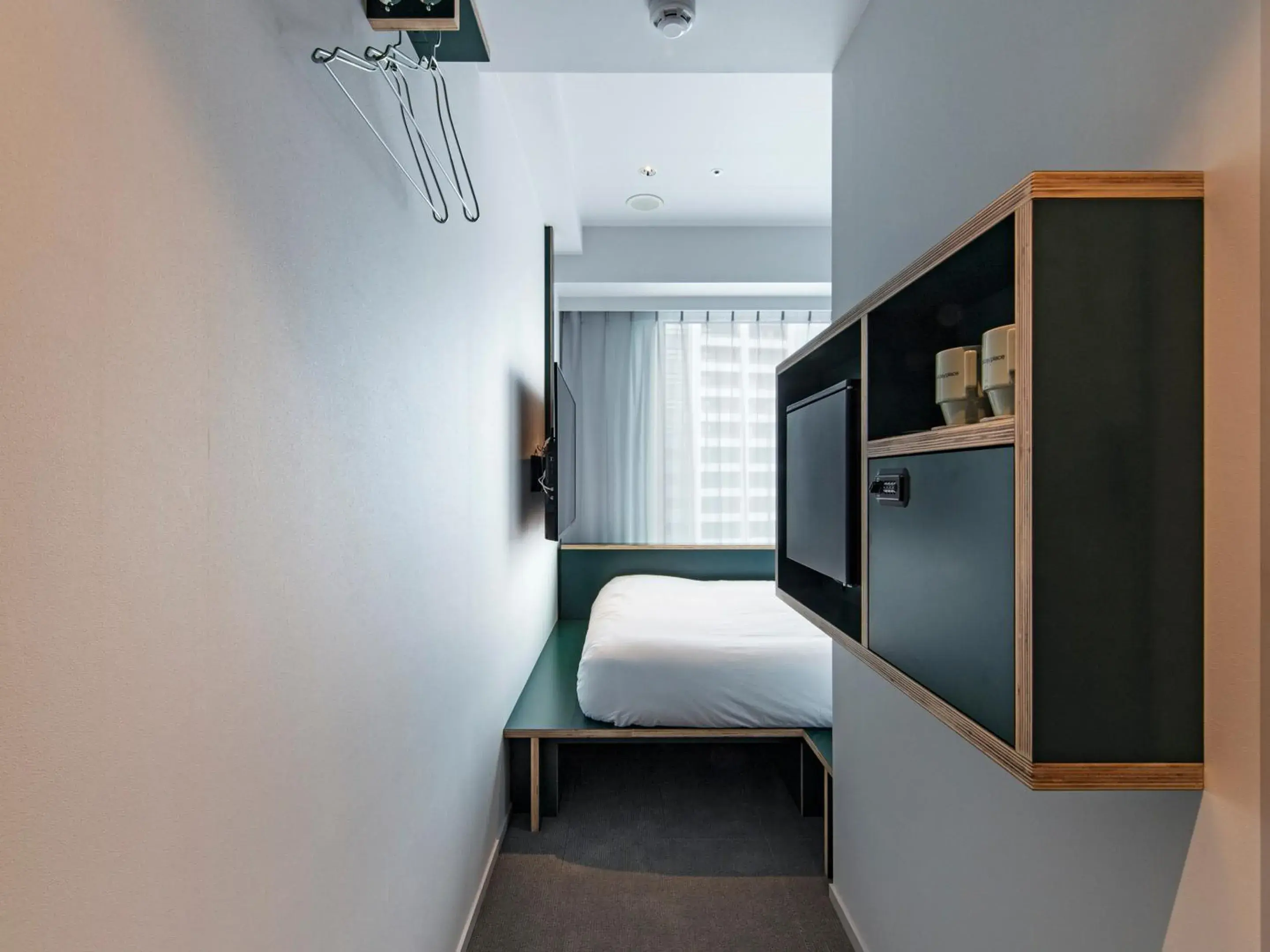 Photo of the whole room, Bunk Bed in all day place shibuya