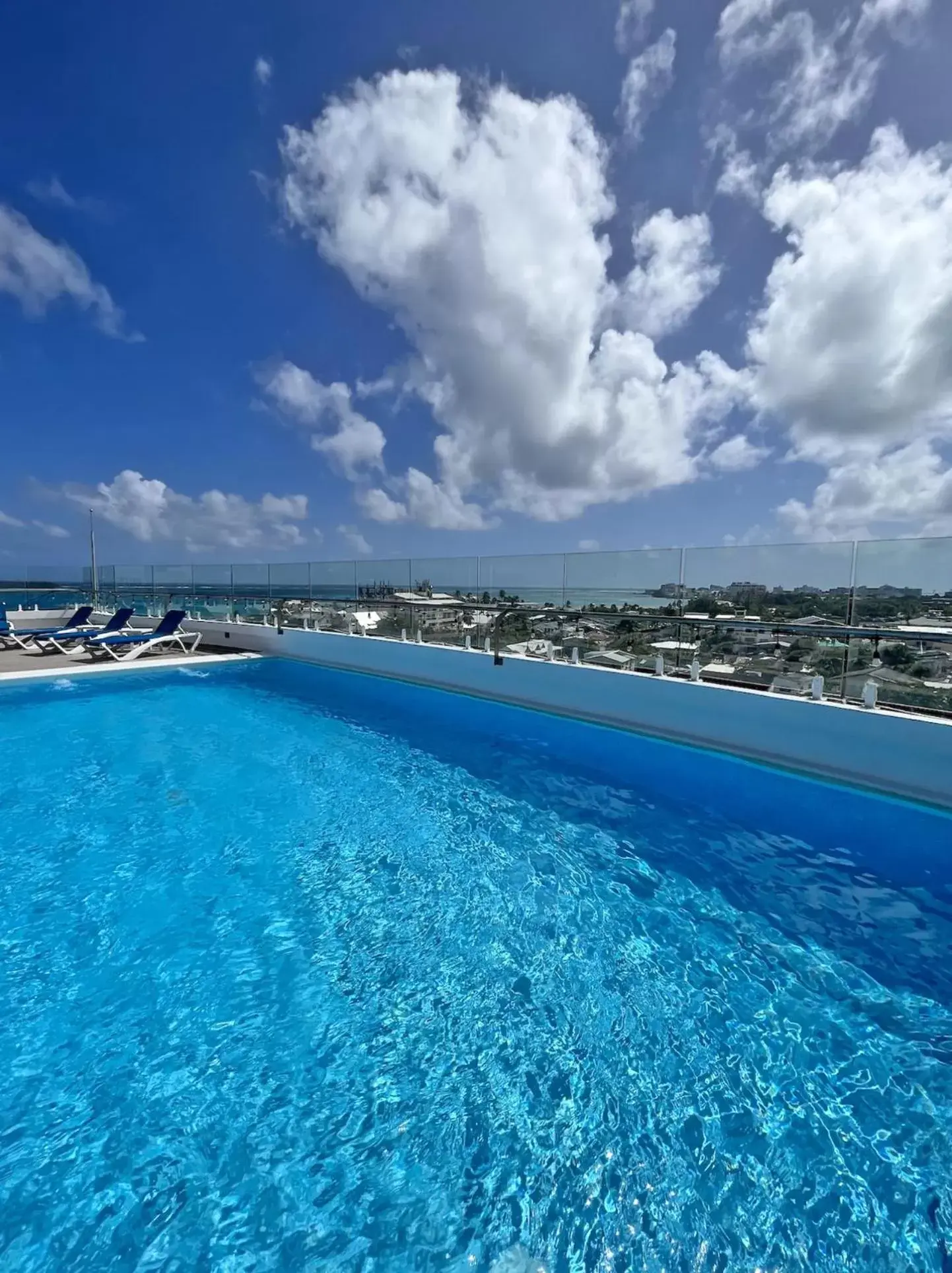 Pool view, Swimming Pool in Azure Lofts & Pool