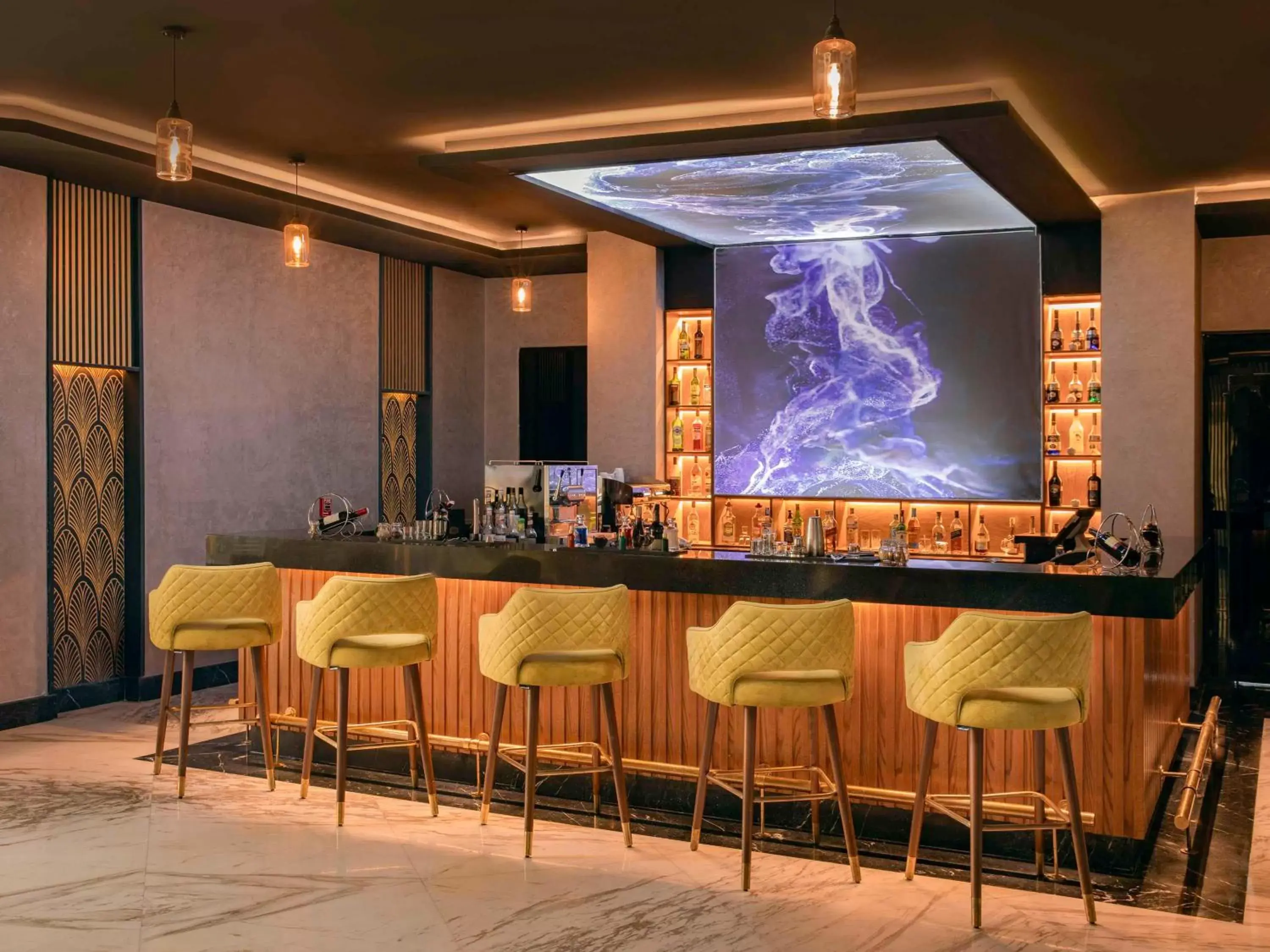 Lounge or bar, Restaurant/Places to Eat in Mövenpick Hotel Cairo - Media City