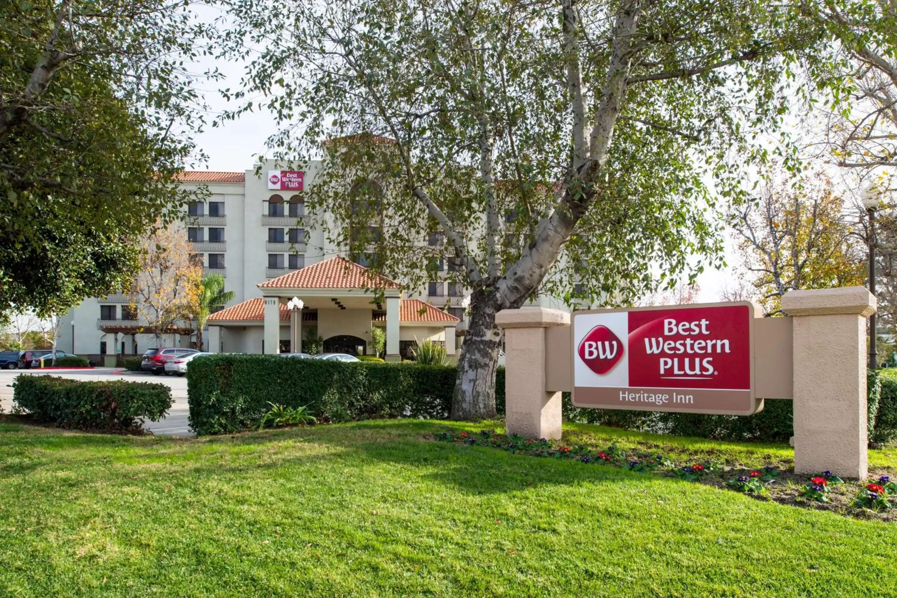 Property Building in Best Western Plus Heritage Inn Ontario Rancho Cucamonga