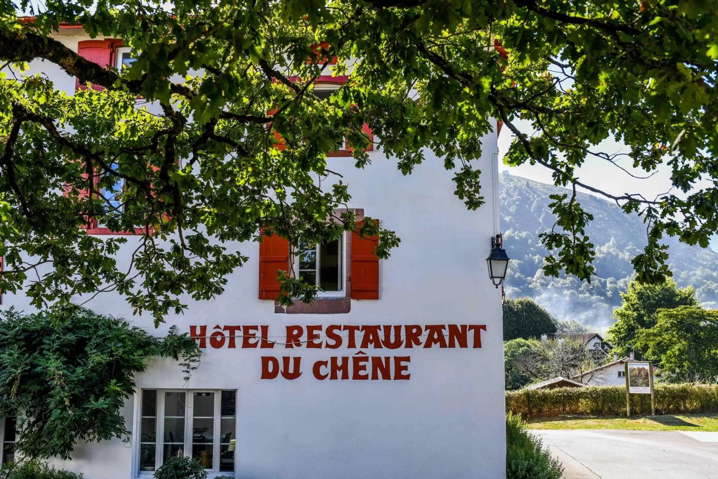 Property Building in Logis Hôtel du Chêne