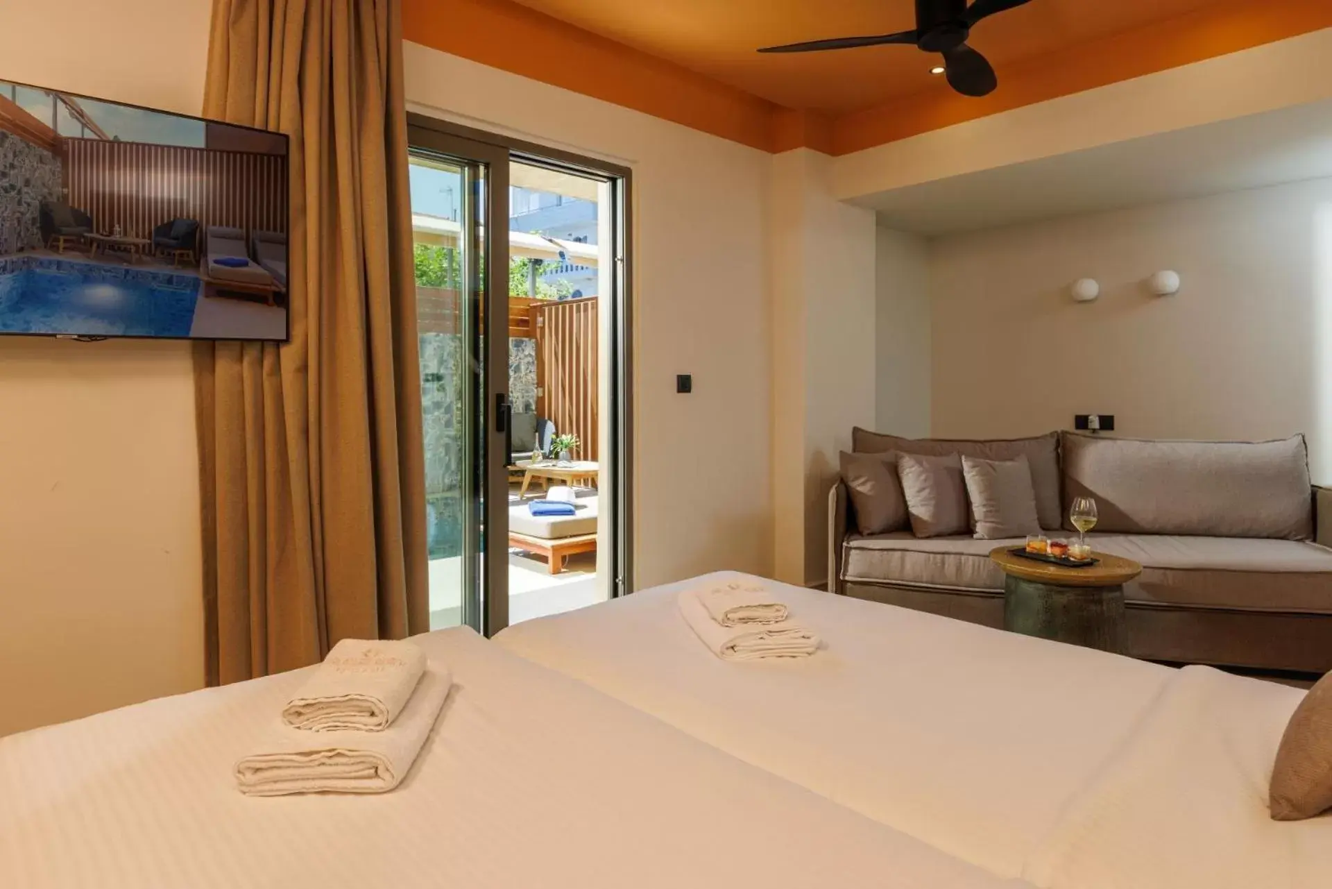 Bedroom, Bed in Palmera Beach Hotel & Spa - Adults Only