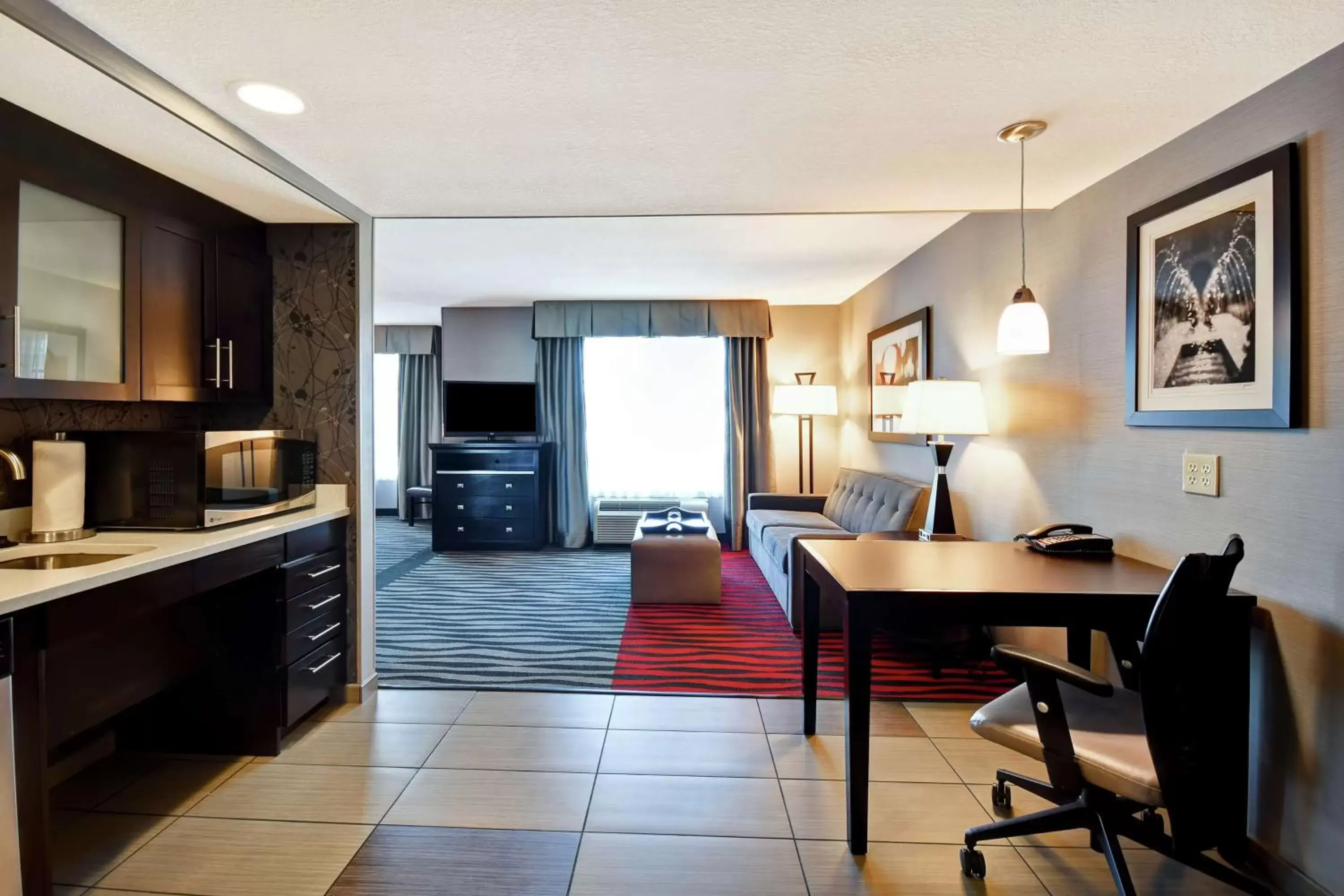 Bedroom, Kitchen/Kitchenette in Homewood Suites By Hilton Dubois, Pa