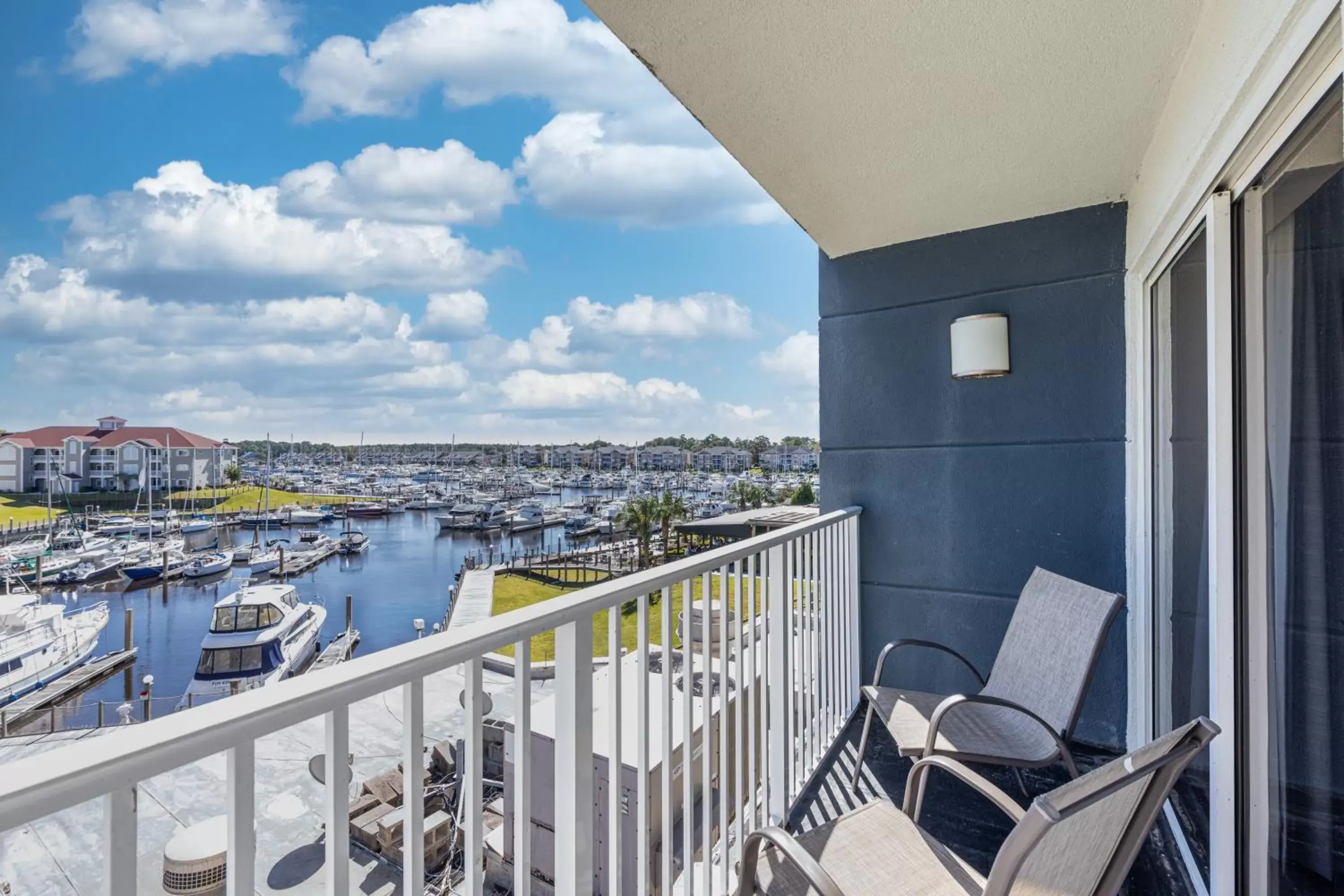 Day, Balcony/Terrace in Holiday Inn Express North Myrtle Beach - Little River, an IHG Hotel