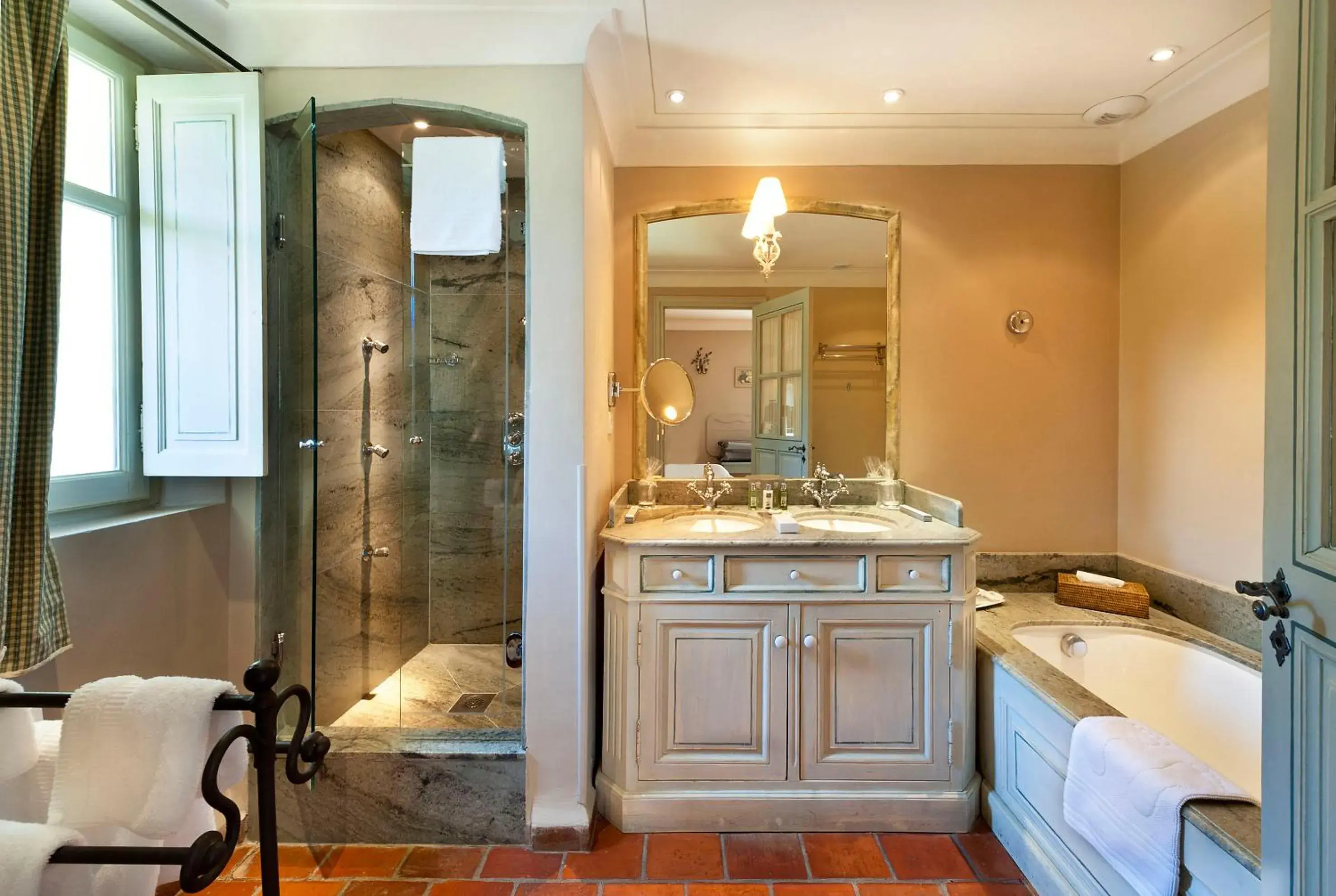 Shower, Bathroom in Bastide Saint Antoine - Relais & Châteaux