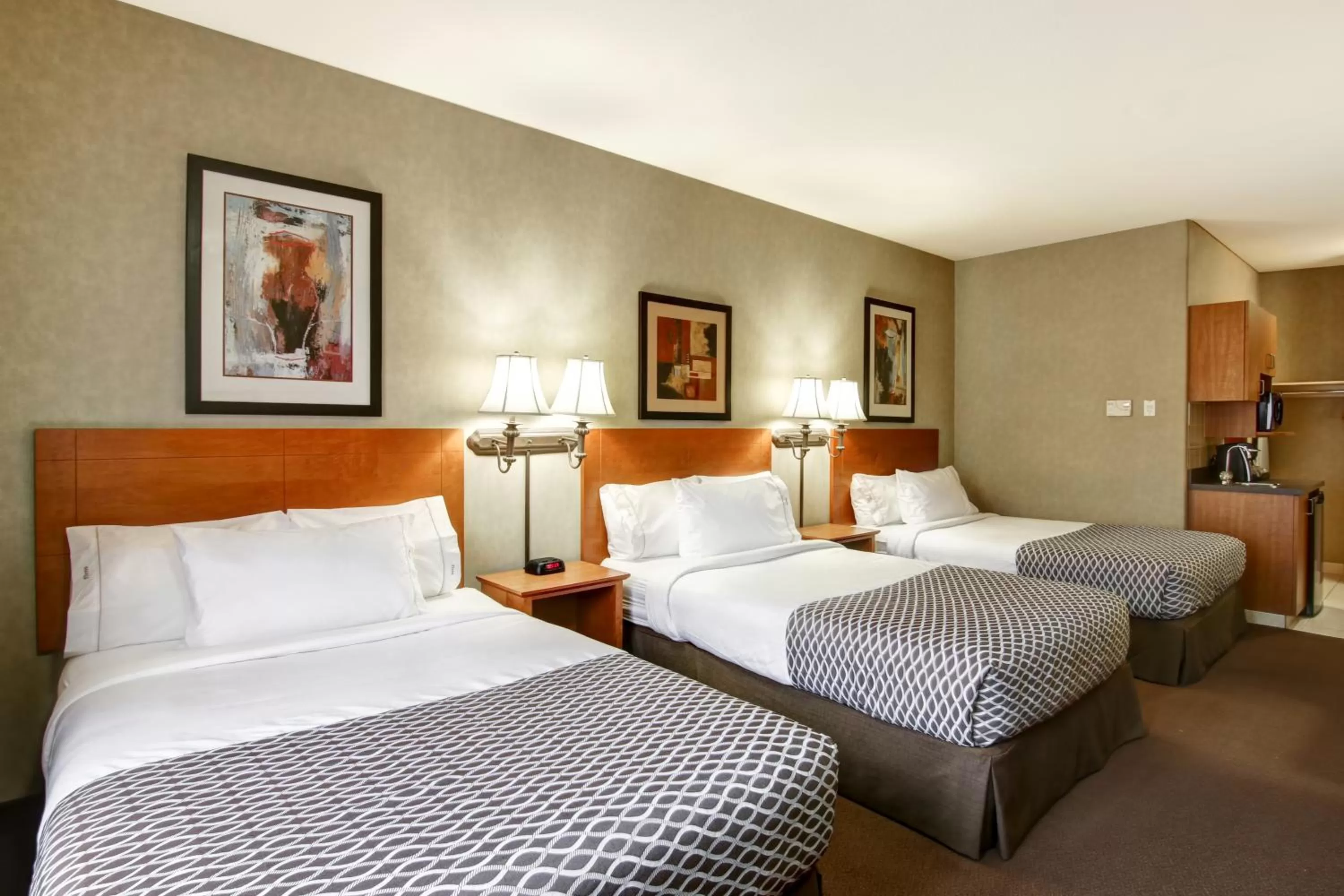 Bed in Canalta Rimbey