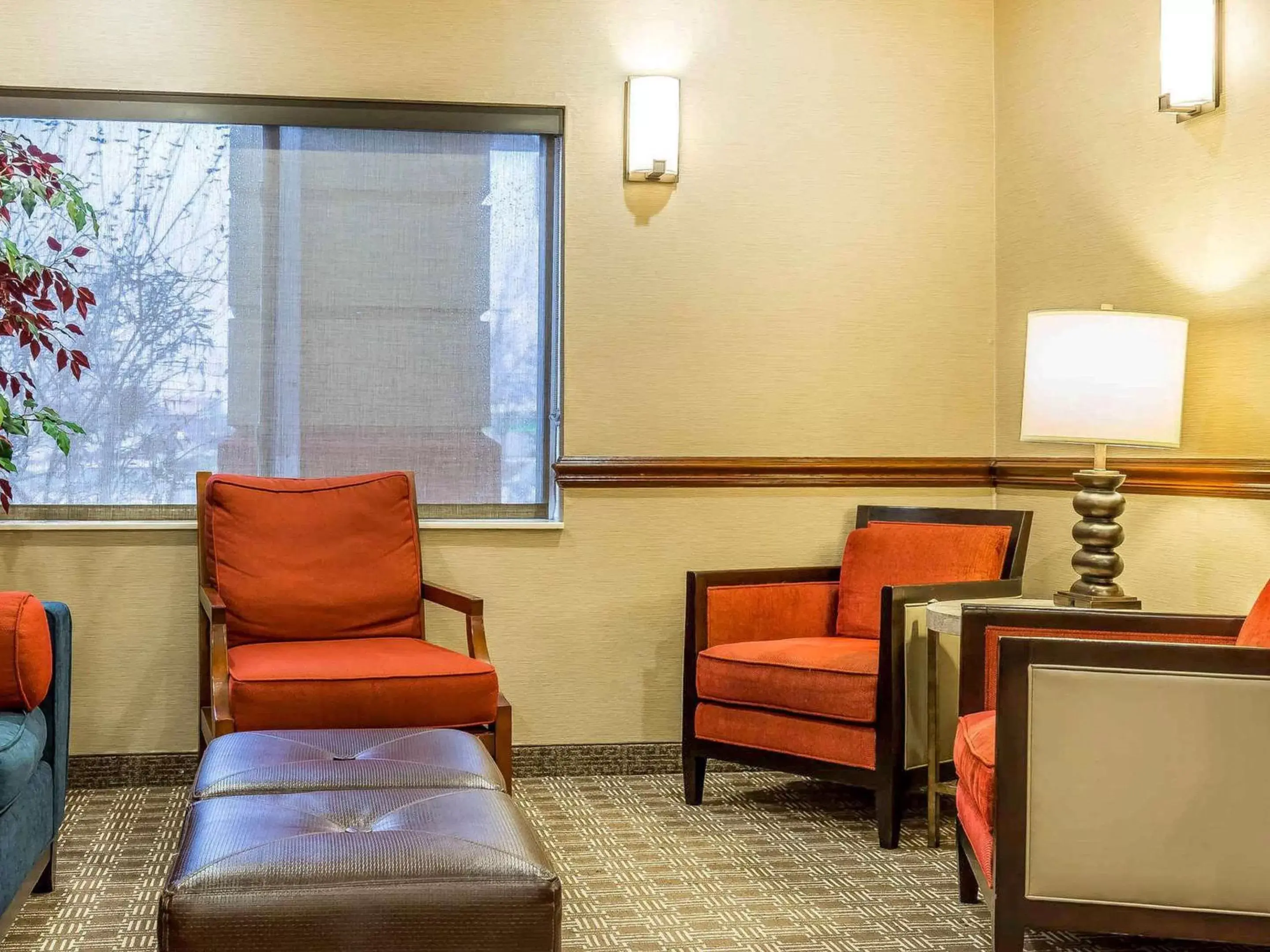 Lobby or reception in Comfort Inn & Suites East Moline near I-80