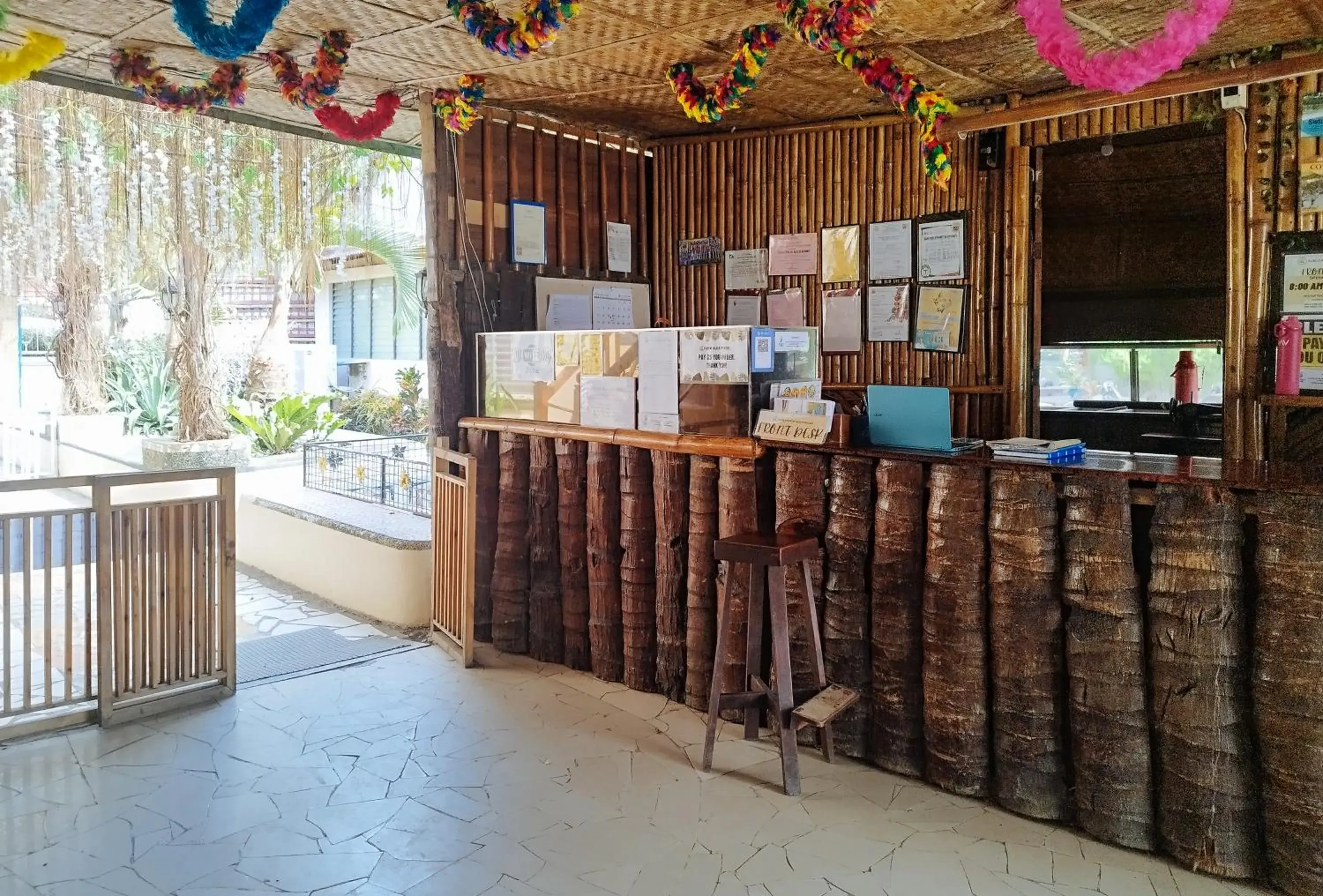 Lobby or reception in OYO 996 Iloilo Paraw Beach Resort