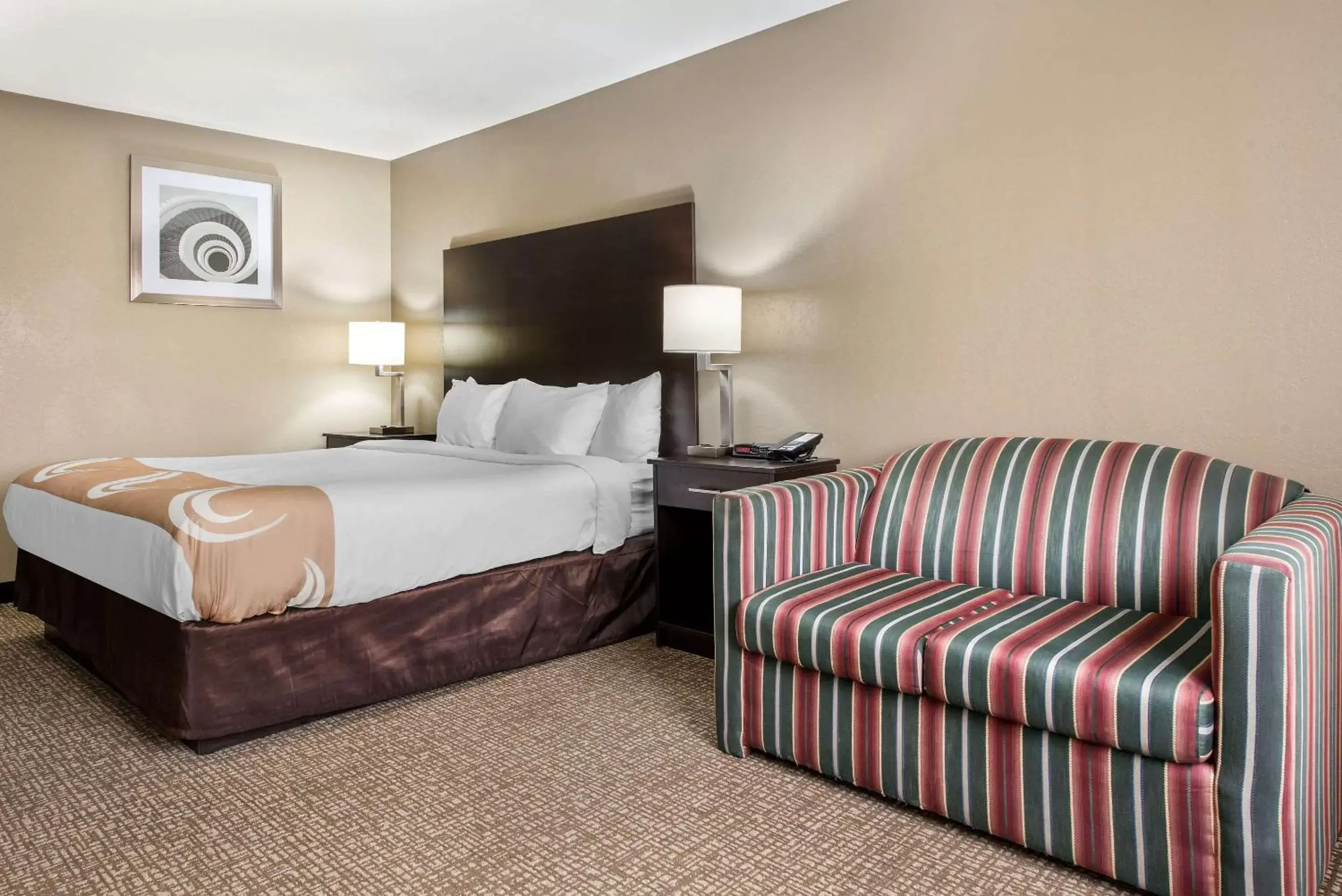Photo of the whole room, Bed in Quality Inn & Suites Lebanon I-65