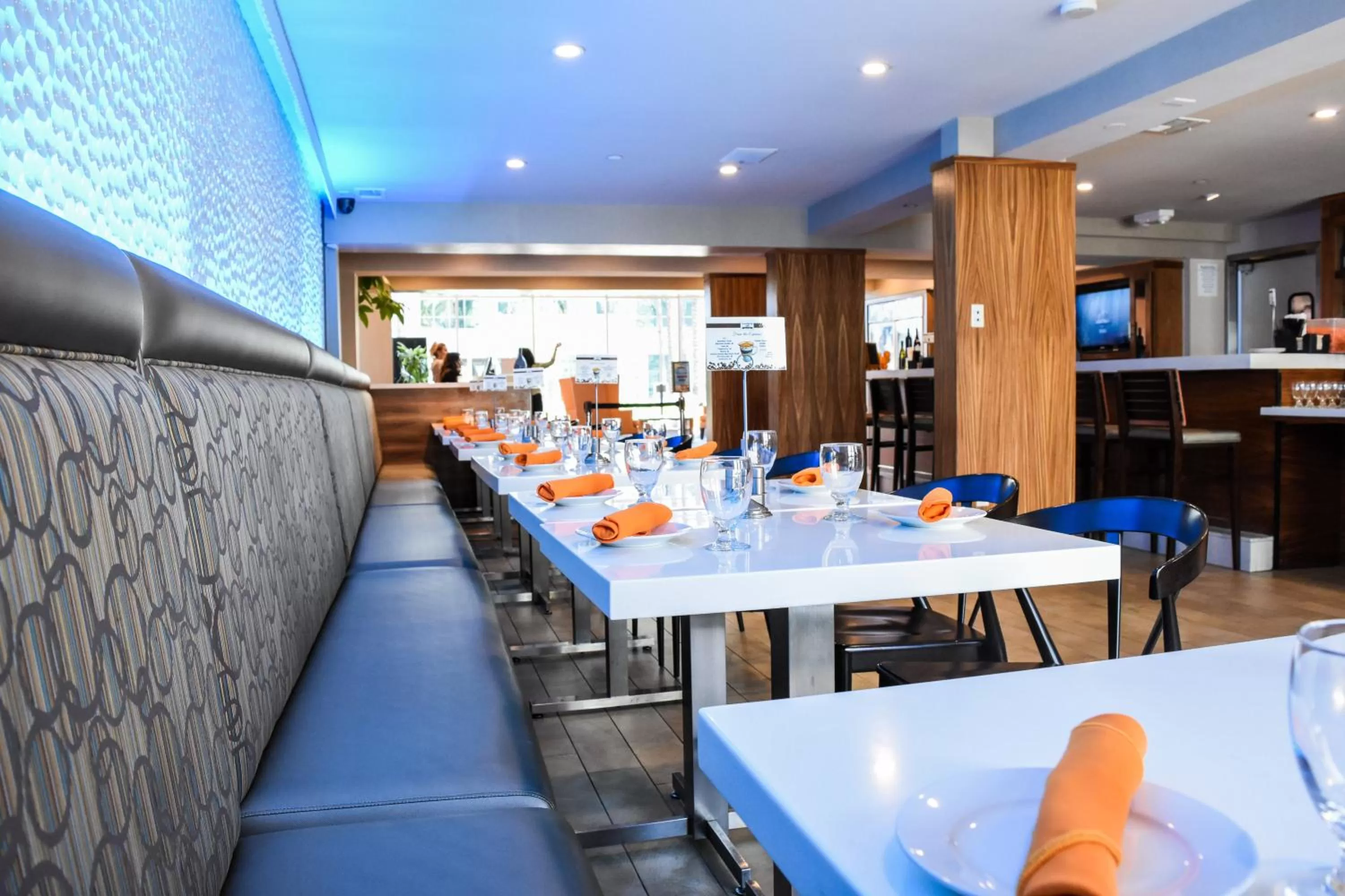 Breakfast in Hotel Indigo Anaheim by IHG