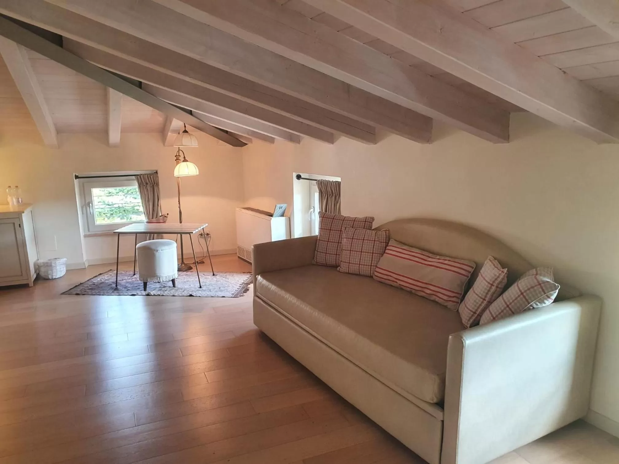 Photo of the whole room in Hotel Villa Moron