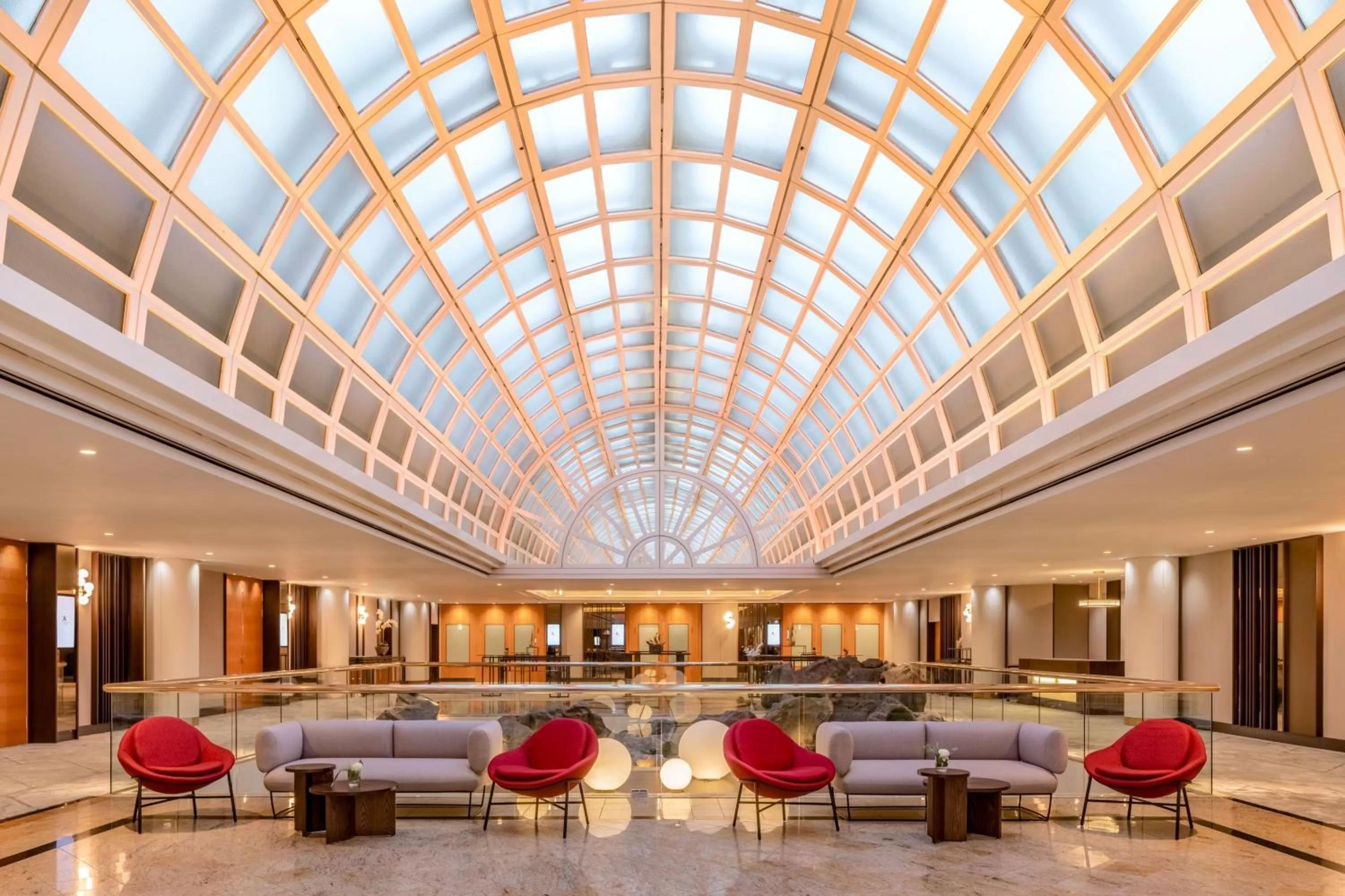 Lounge or bar in Vienna Marriott Hotel