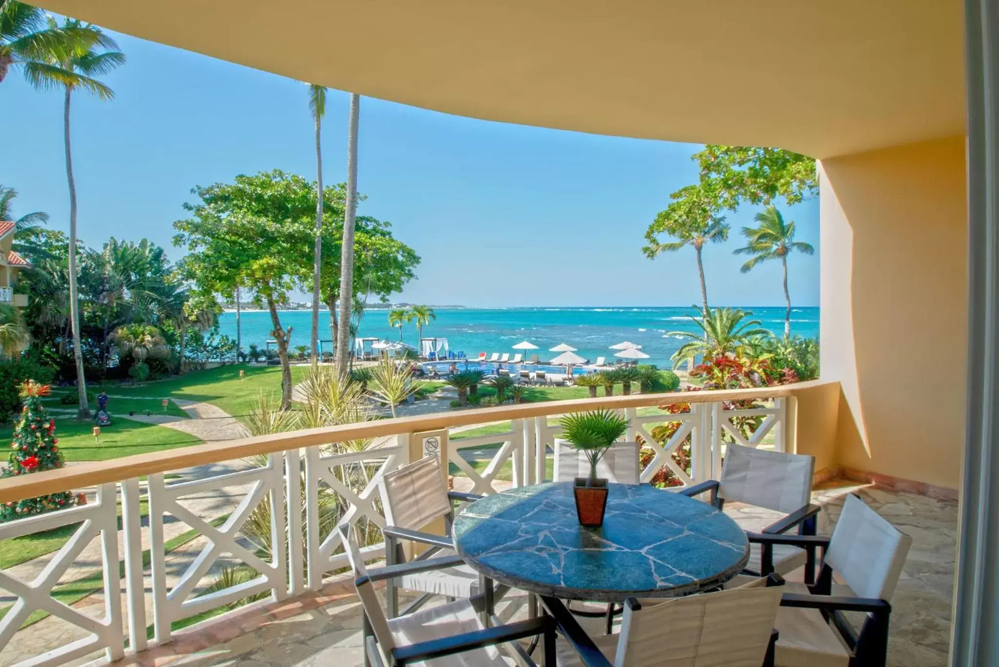 View (from property/room), Balcony/Terrace in Velero Beach Resort