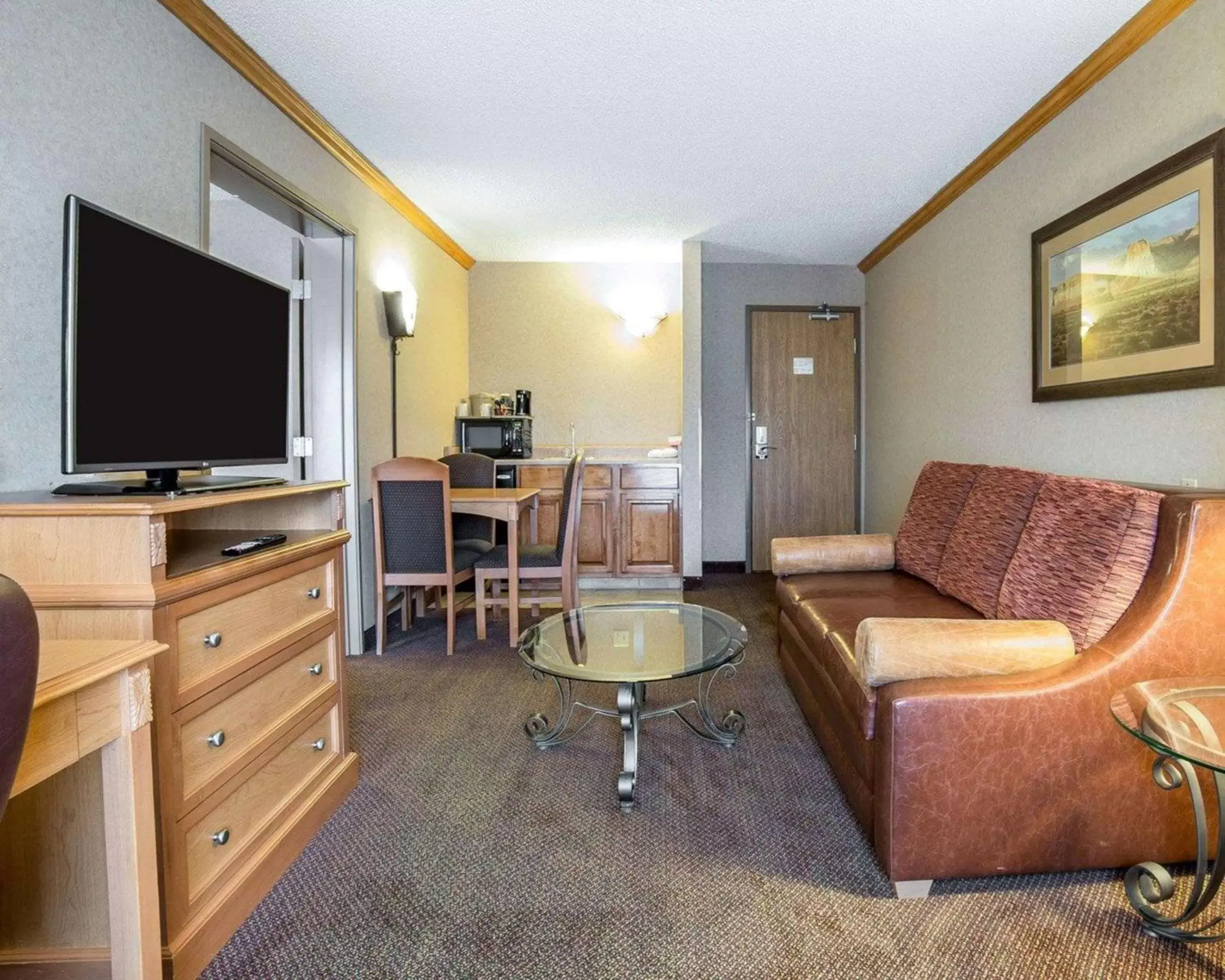 Photo of the whole room, Seating Area in Quality Inn & Suites Casper near Event Center