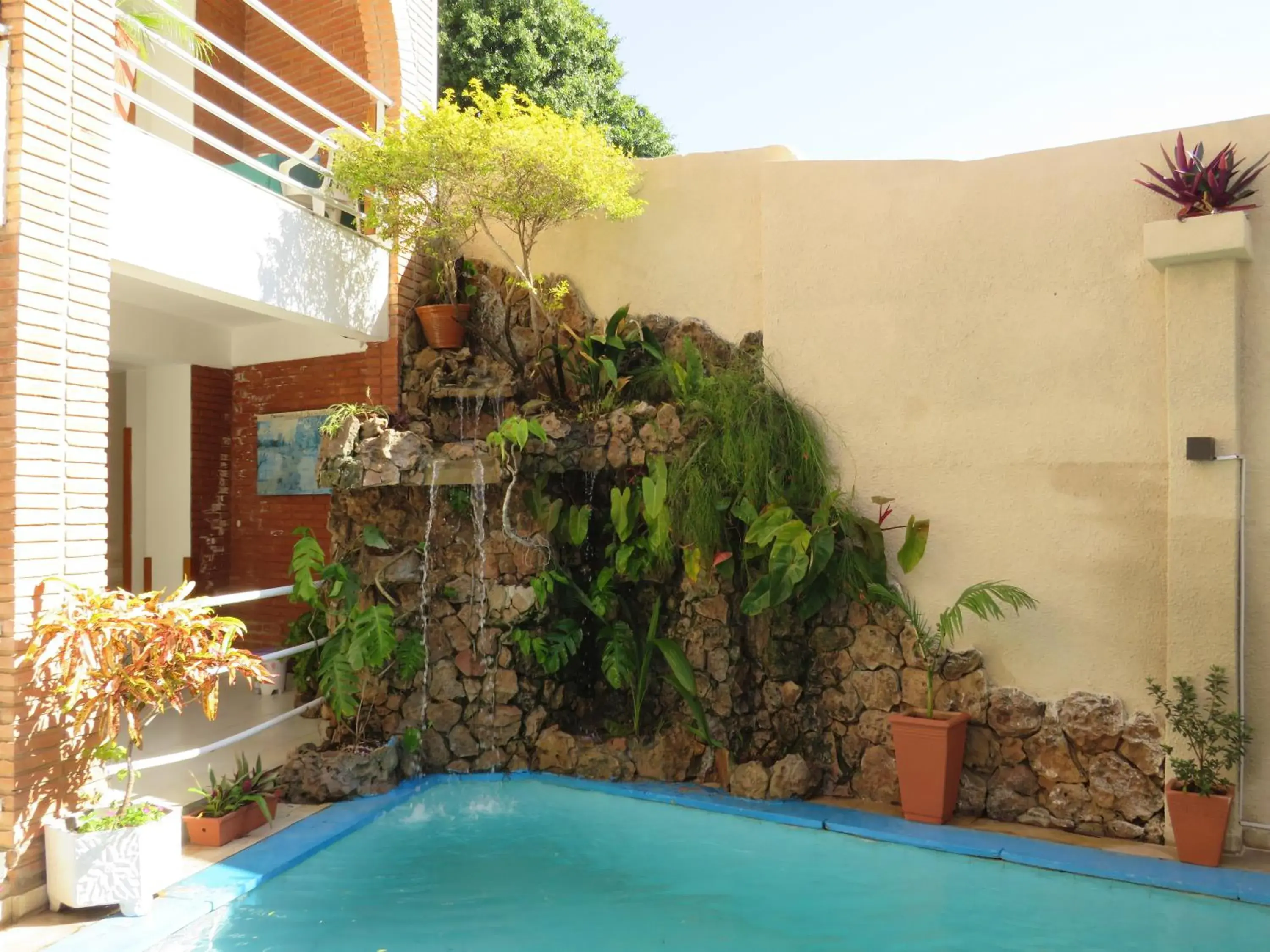 Swimming Pool in Hotel Palmas del Sol