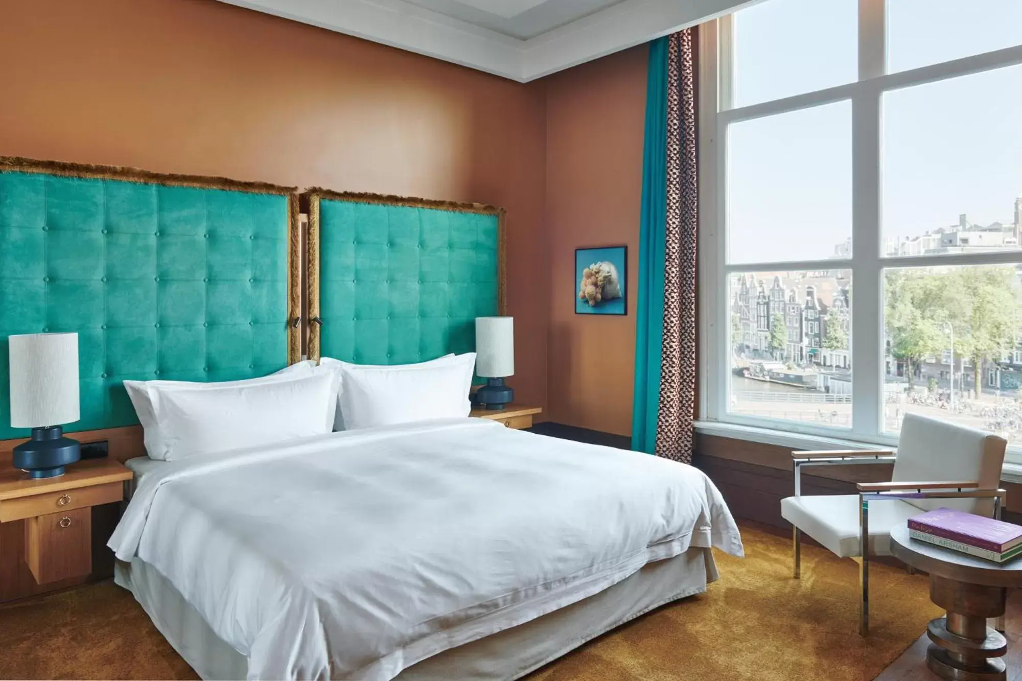 Bed in De L’Europe Amsterdam – The Leading Hotels of the World