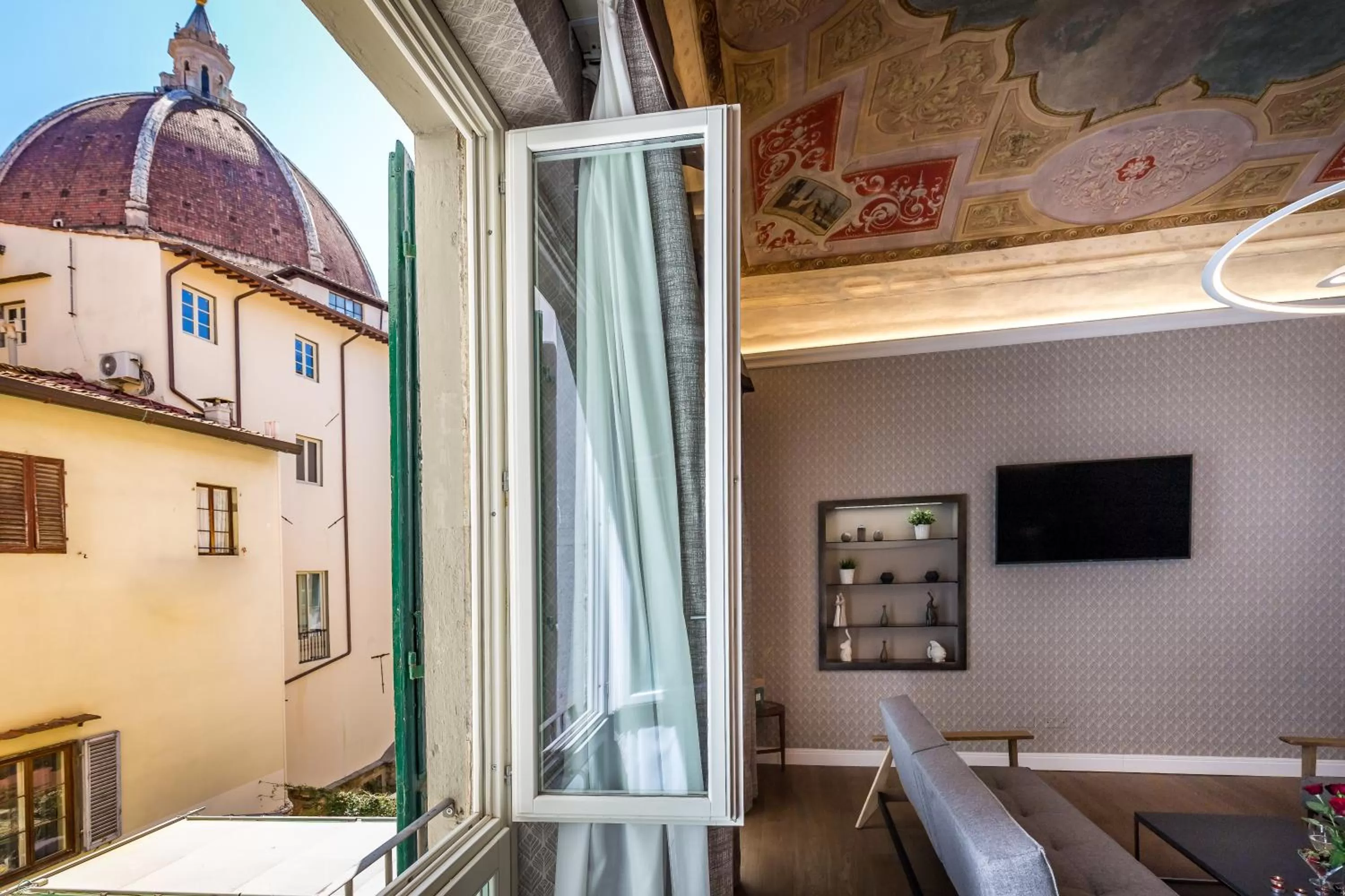 View (from property/room) in Martelli 6 Suite & Apartments