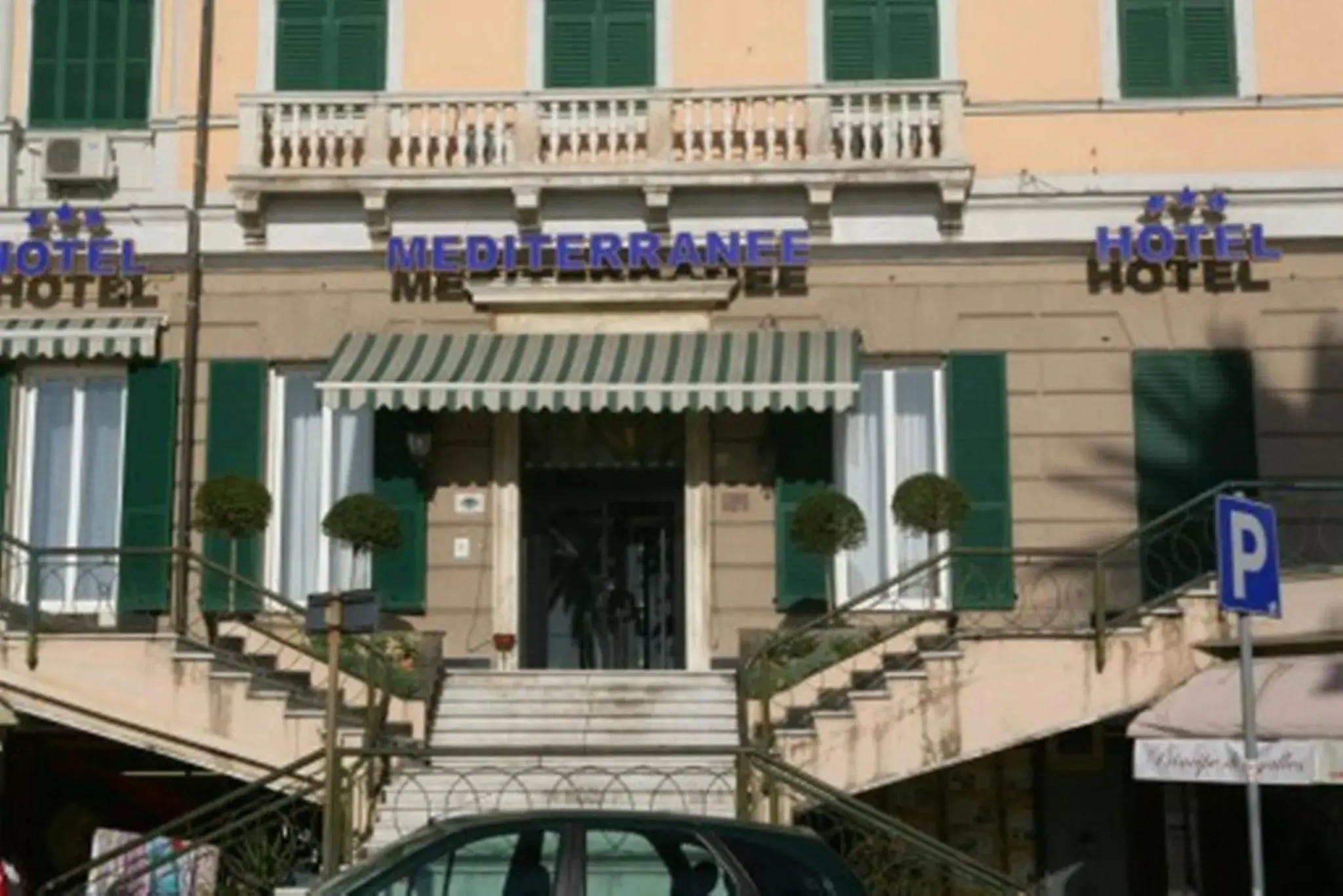 Facade/entrance, Property Building in Hotel Mediterranee