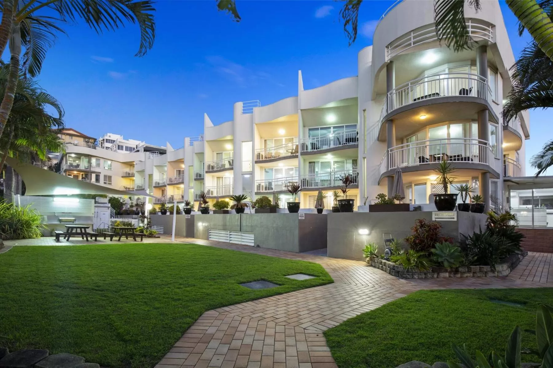 Property building in Kirra Palms Holiday Apartments