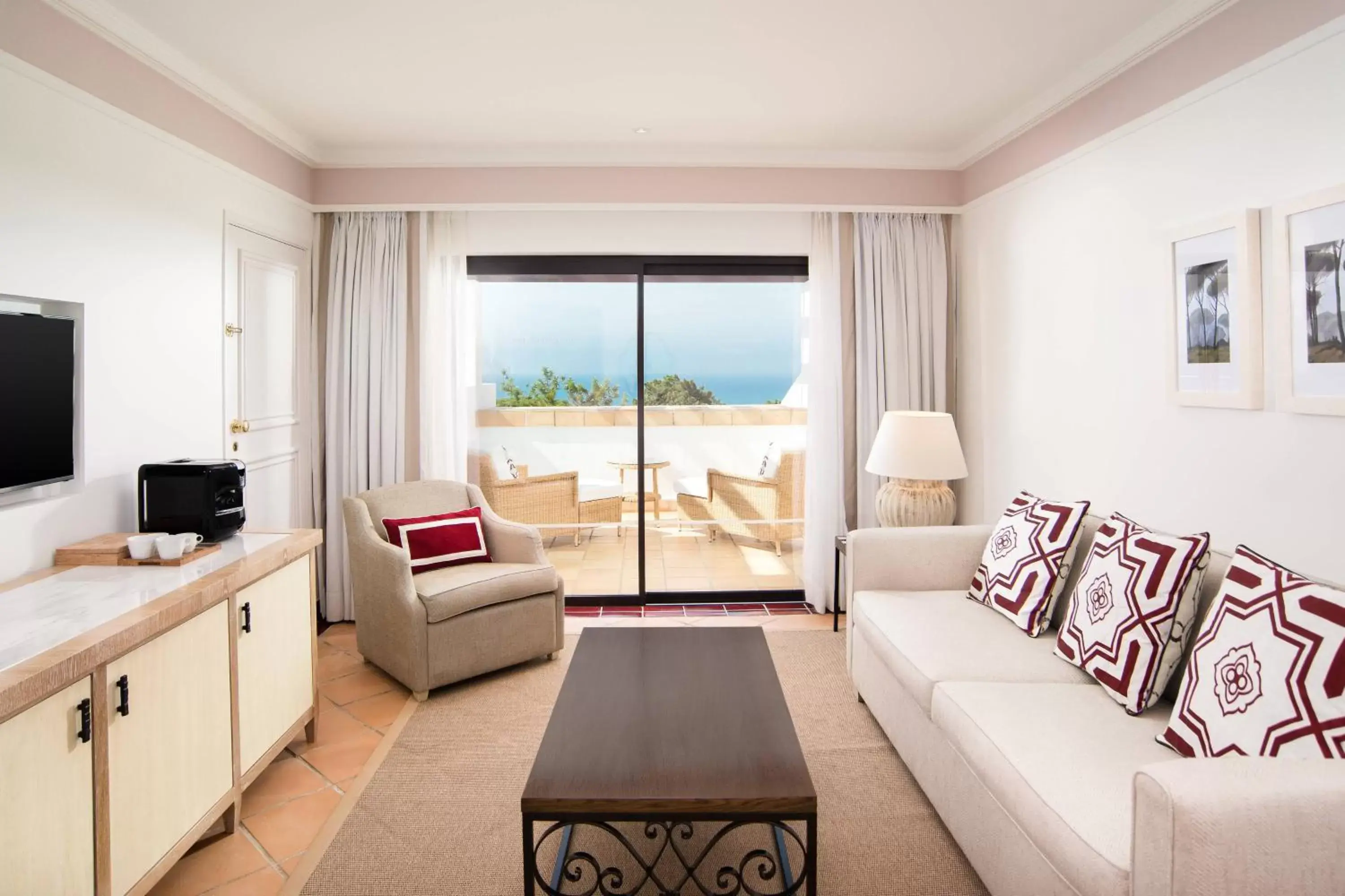 Living room, Seating Area in Pine Cliffs Hotel, a Luxury Collection Resort, Algarve