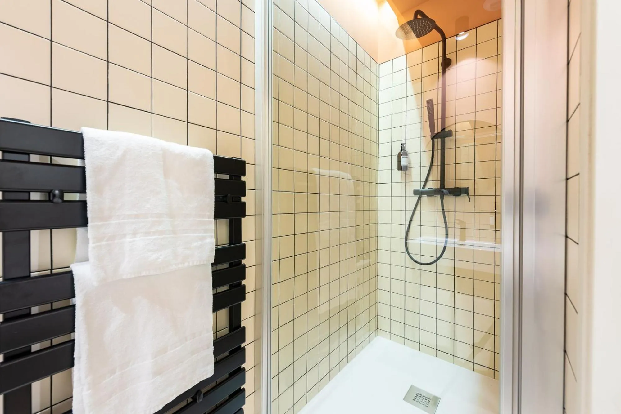 Bathroom in Florella Croisette Apartment