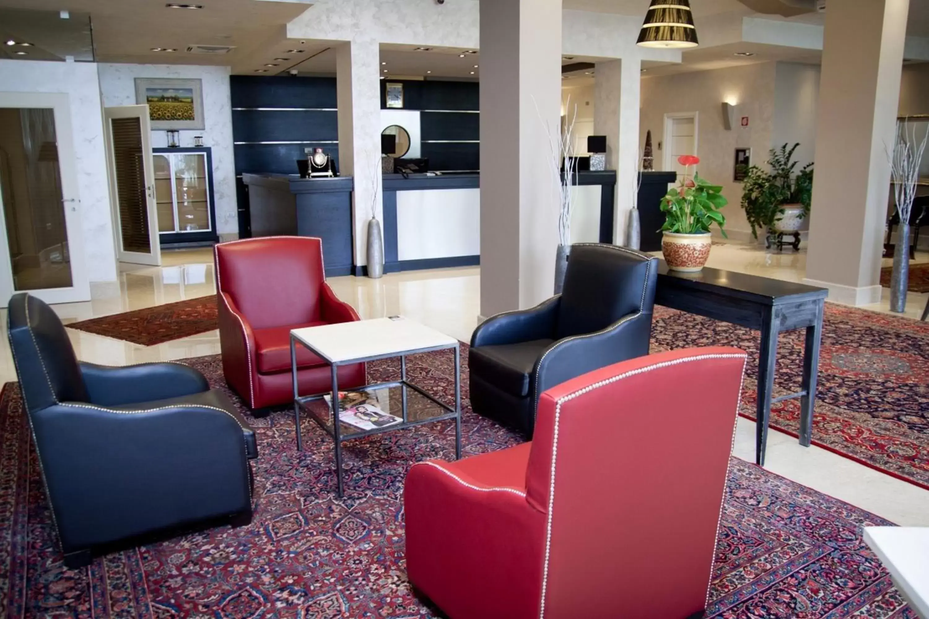 Area and facilities, Lobby/Reception in Plaza Hotel Catania